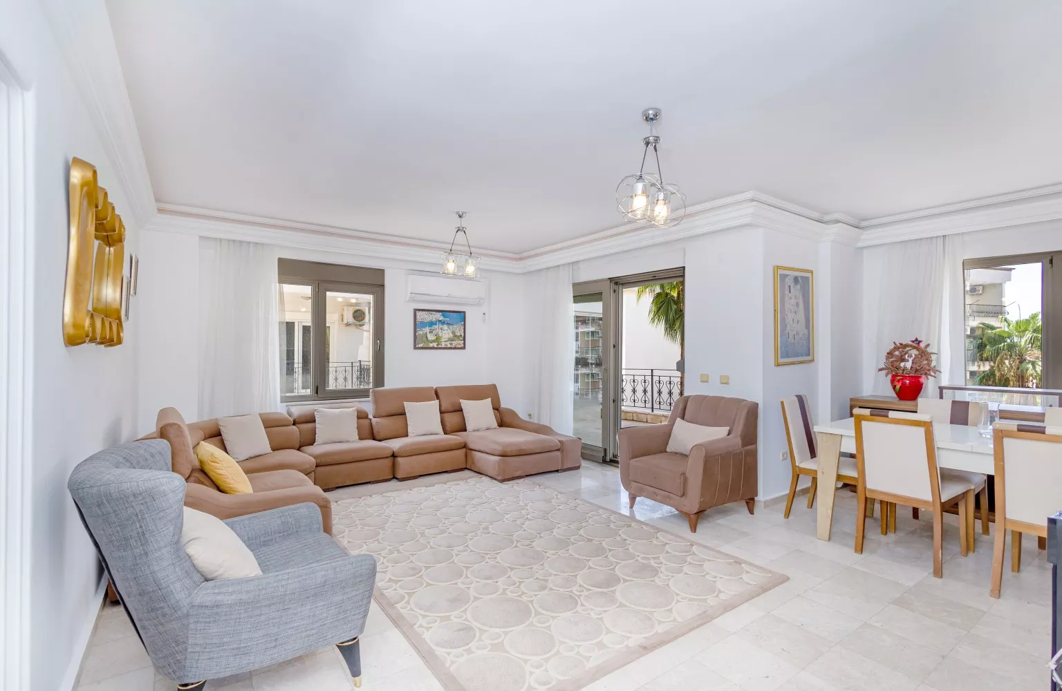 Cikcilli - Alanya'da satılık 2+1 taşınmaya hazır daire.