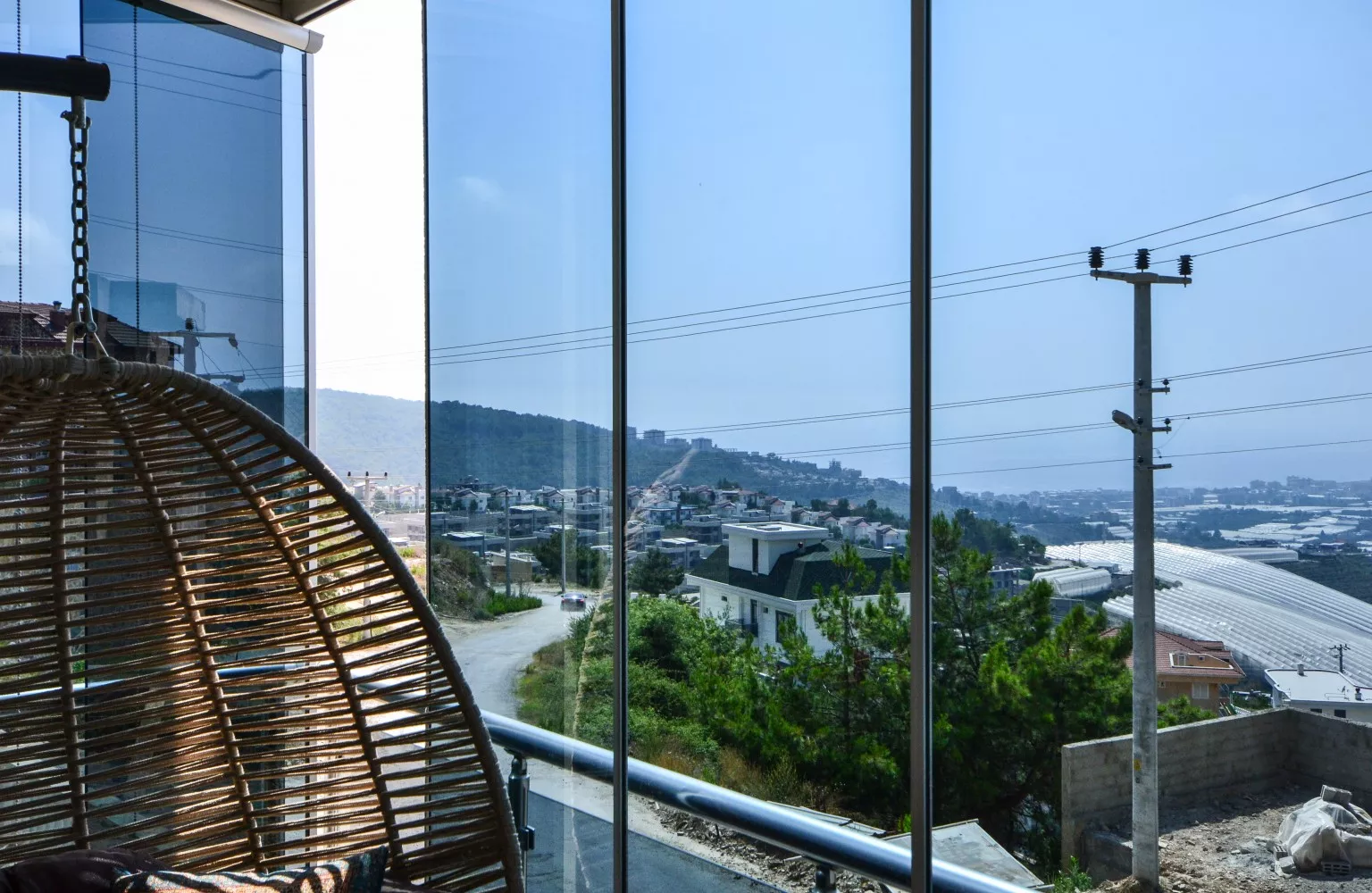 Furnished 2+1 apartment with sea view in Kargicak Alanya.