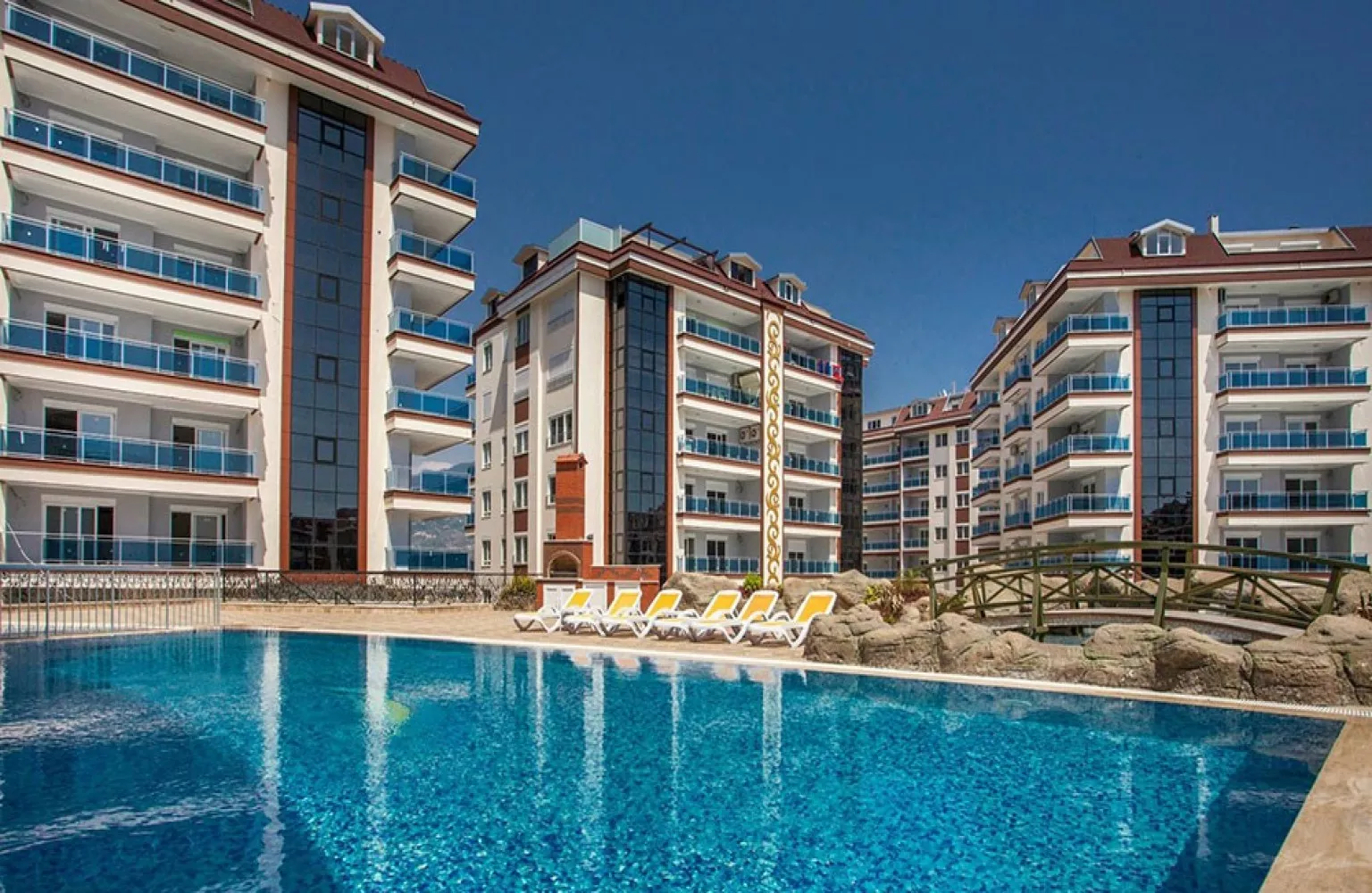 Alanya, Cikcilli lüks site içerisinde satılık 1+1 daire.