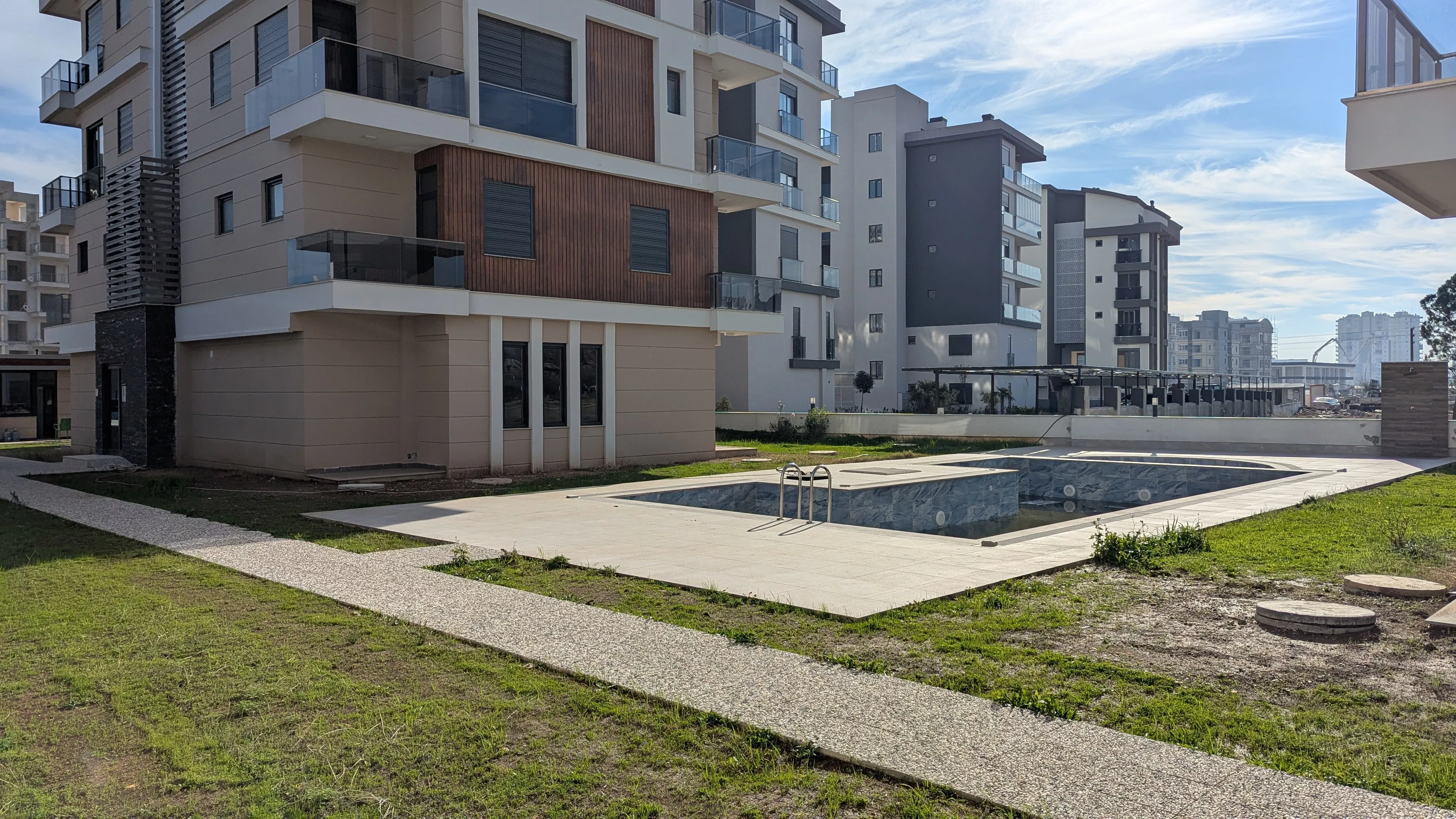 Продажа квартир в жилом комплексе Pikan Алтынташе, Анталия