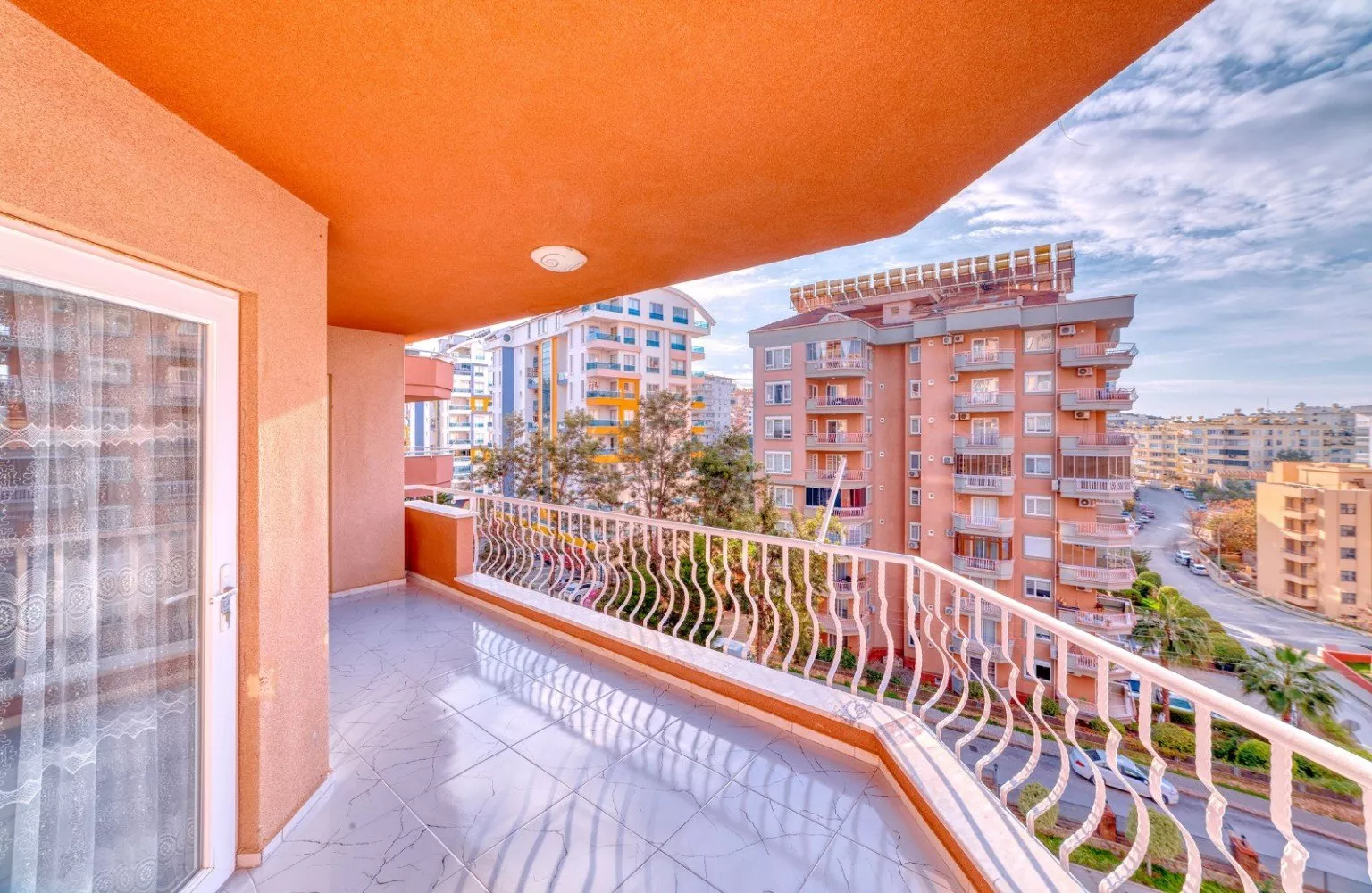 Ready to move into 3-room apartment in Tosmur-Alanya.