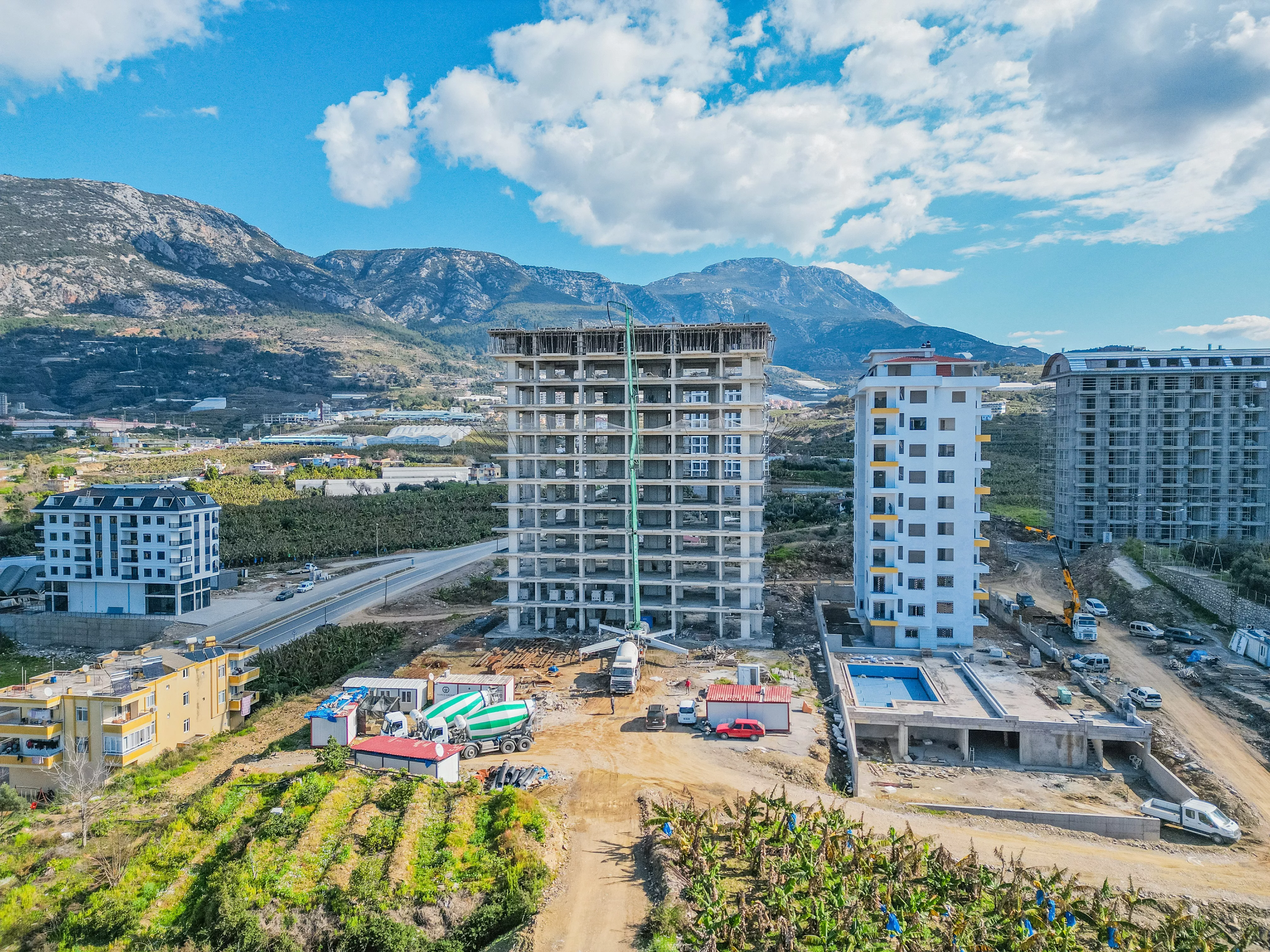 На продажу квартиры в комплексе Sunset Panorama Махмутлар.