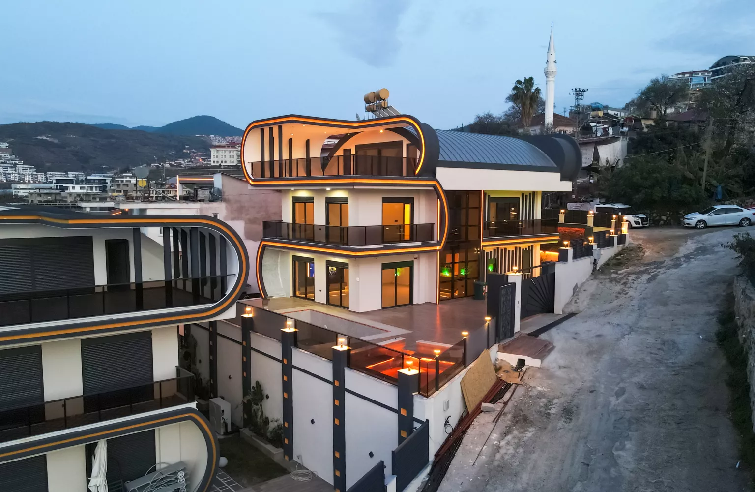 На продажу элитная вилла Skyfall в Каргыджаке Аланья.