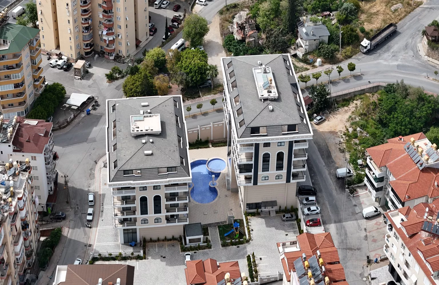 شقق سكنية جديدة تحت الانشاء للبيع في مركز مدينة الانيا