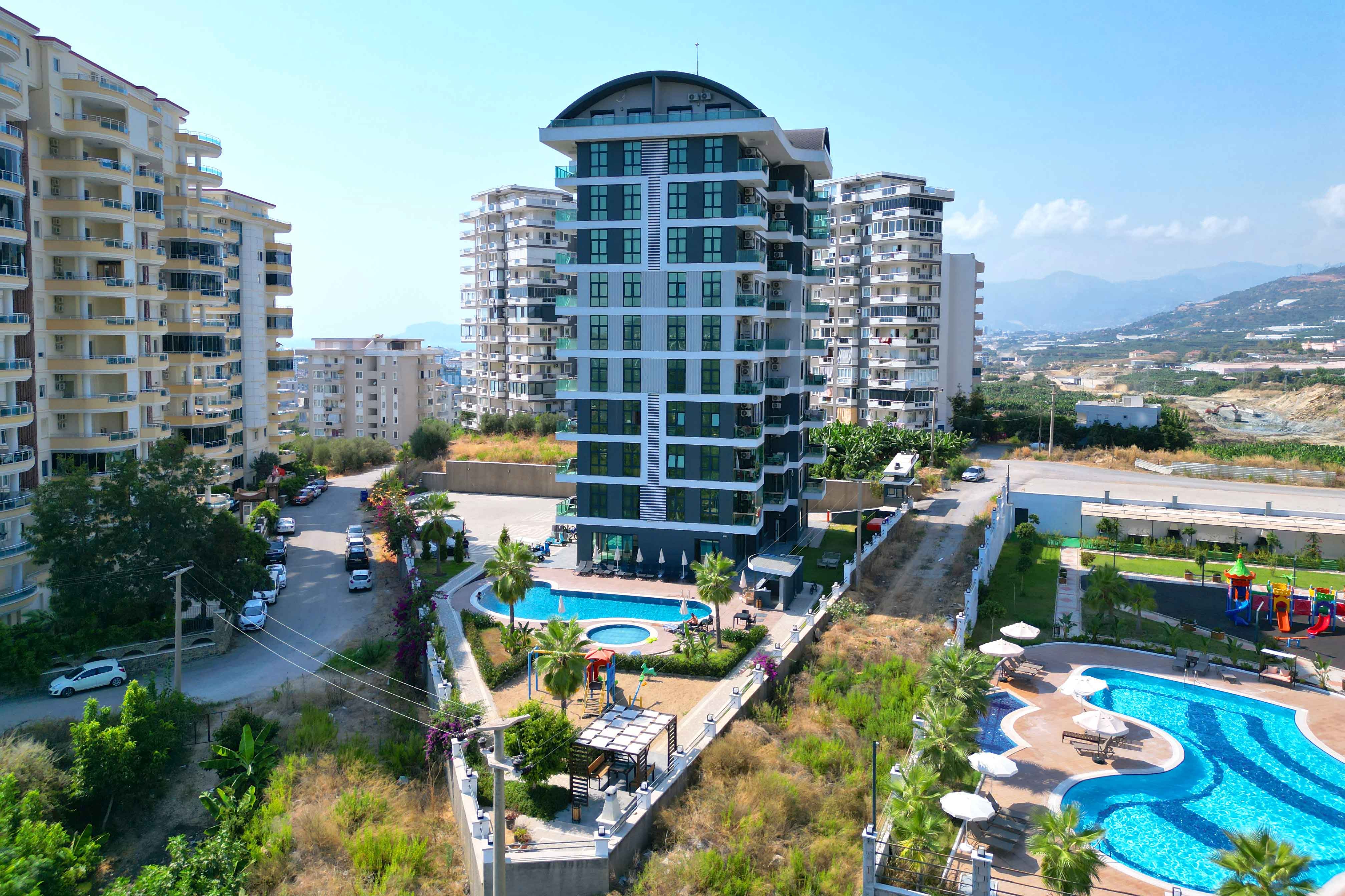 Furnished 2 Room Apartment for Sale in Alanya Mahmutlar