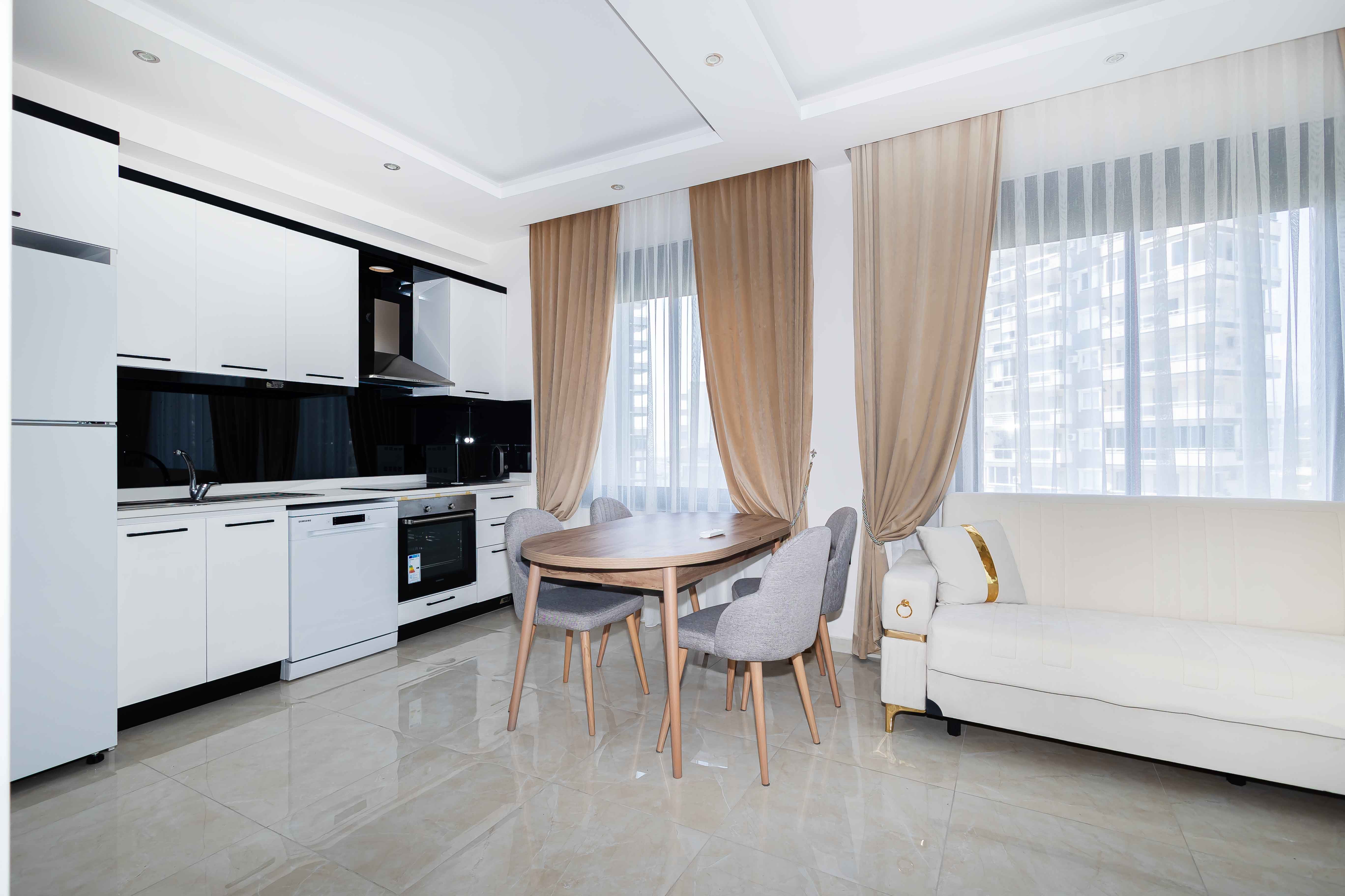 Furnished 2 Room Apartment for Sale in Alanya Mahmutlar