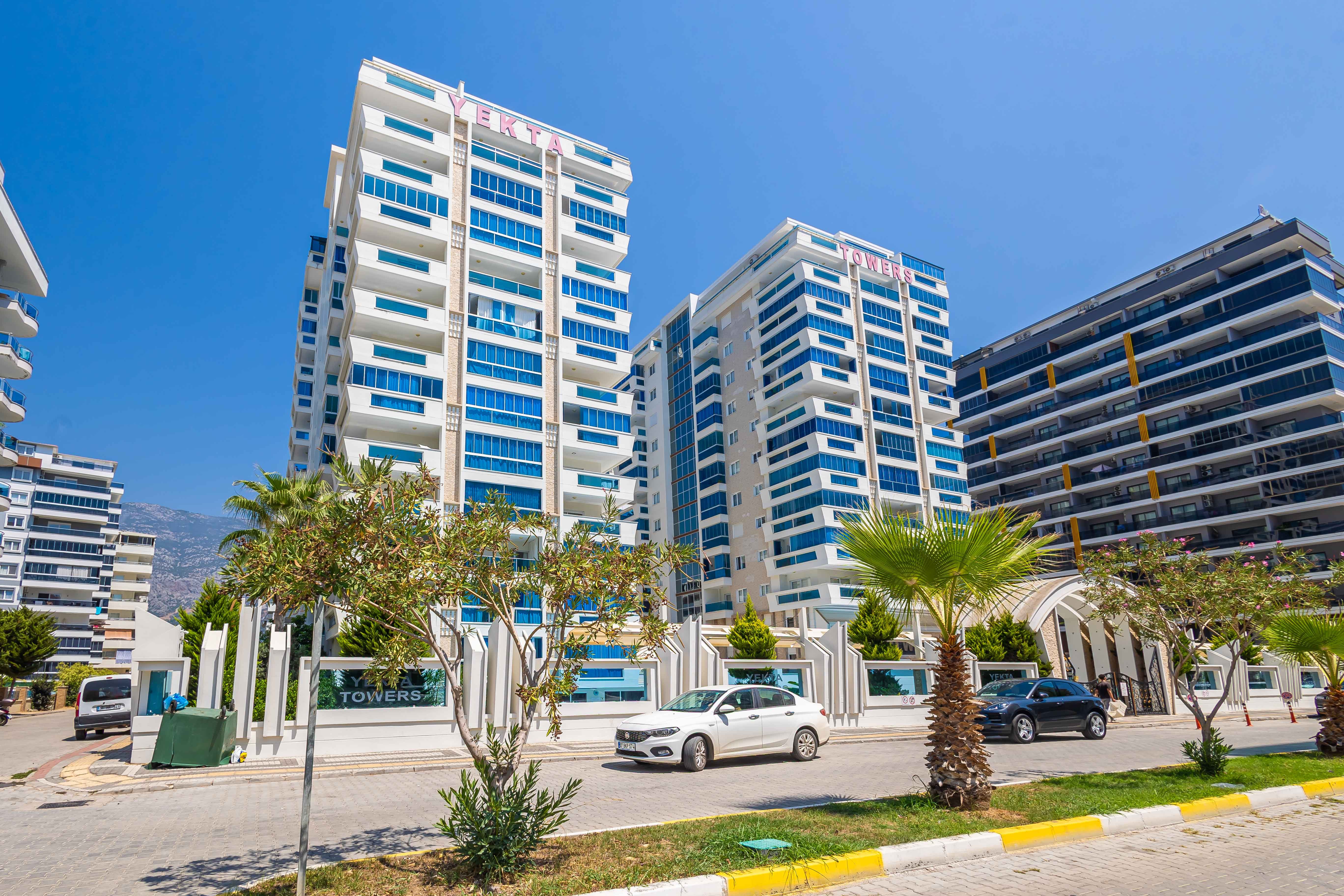 Yekta Tower квартира 2+1 с видом на море Алания Махмутлар