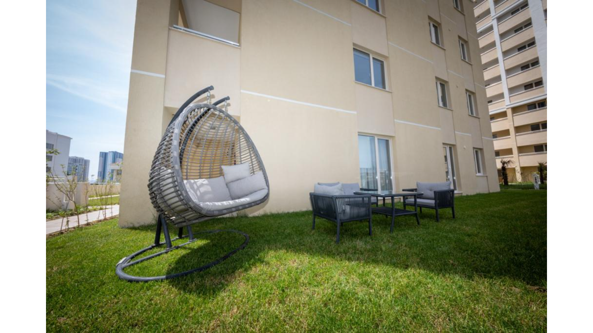 Ispartakule’de Satılık 2+1 ve 3+1 Daireler