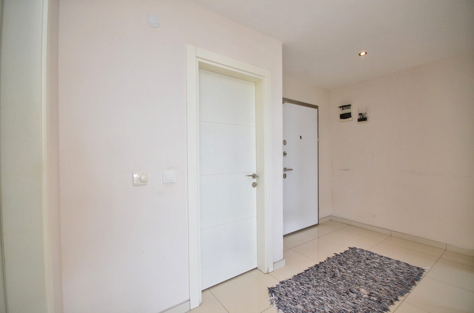 شقة مفروشة 2+1 مع مسبح في كستل، ألانيا