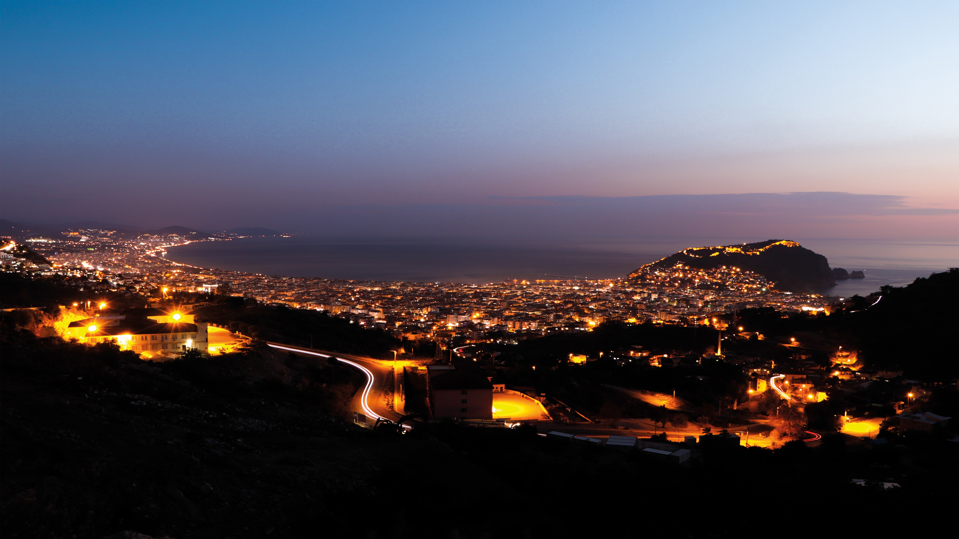 Alanya Tepe Garden Duplex Apartment for Sale - 4+1 Luxury