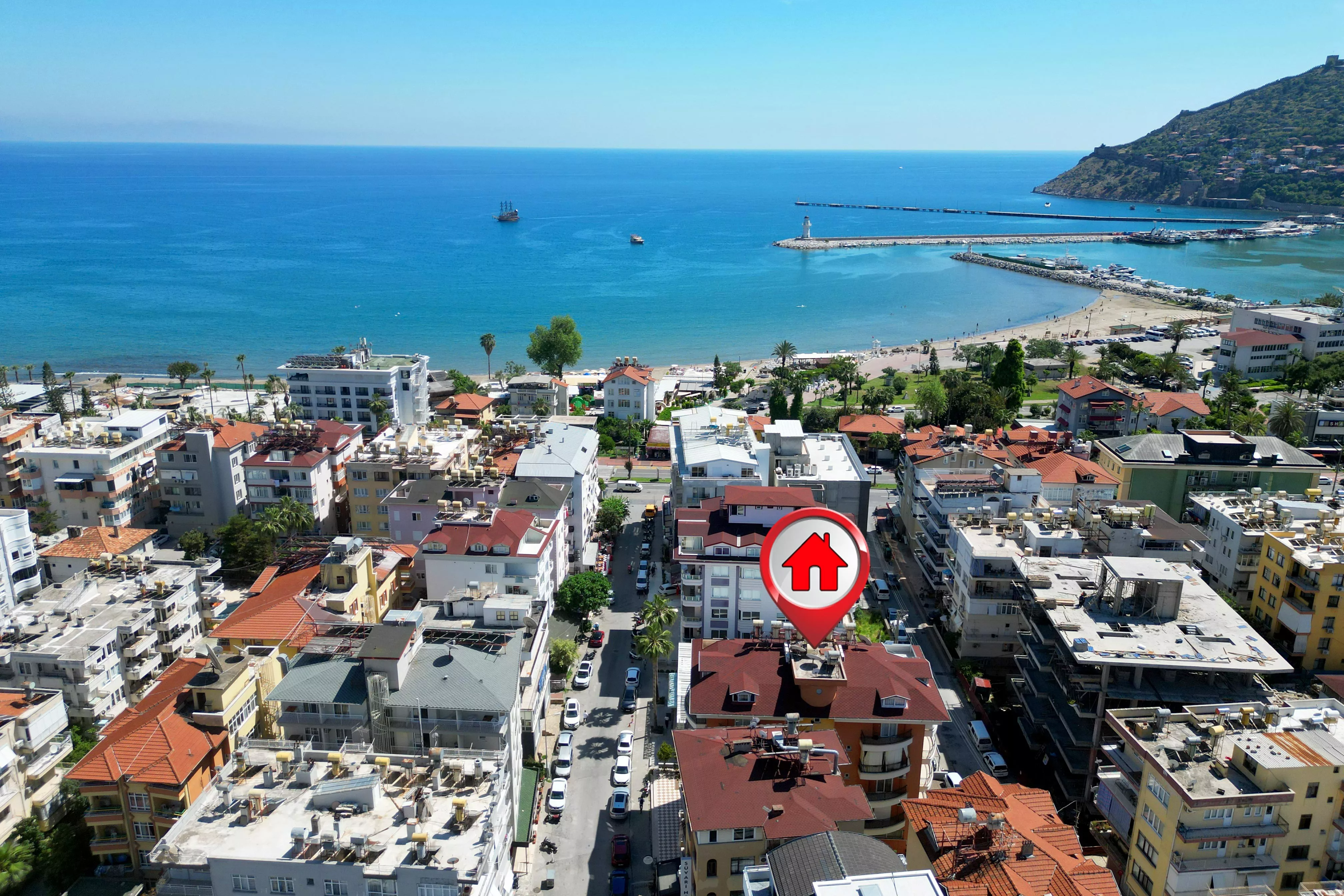 شقة 3+1 دوبلكس للبيع بإطلالة بحرية في مركز مدينة ألانيا