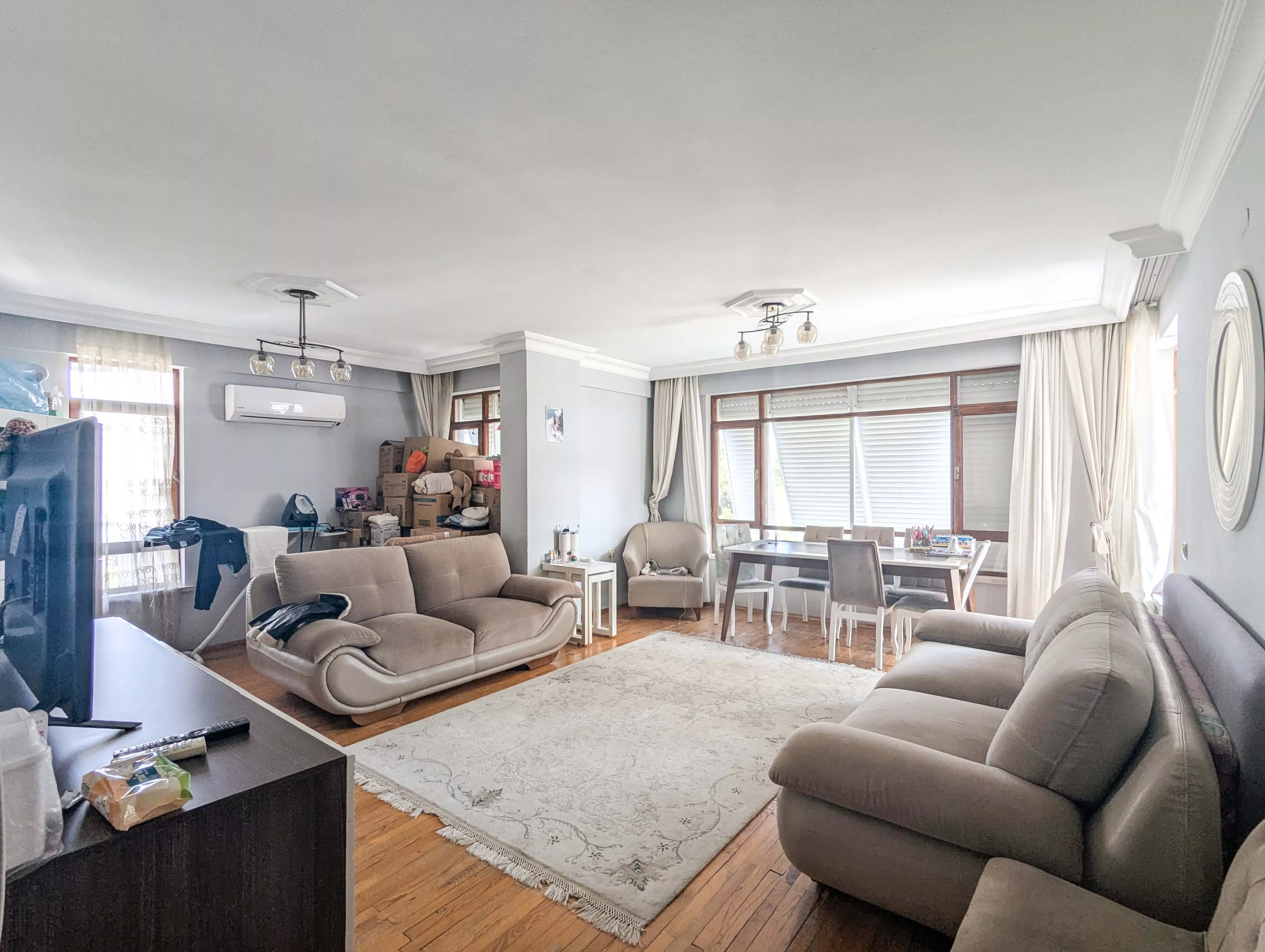 Spacious 3+1 Apartment for Sale in Antalya Yeşilbahçe