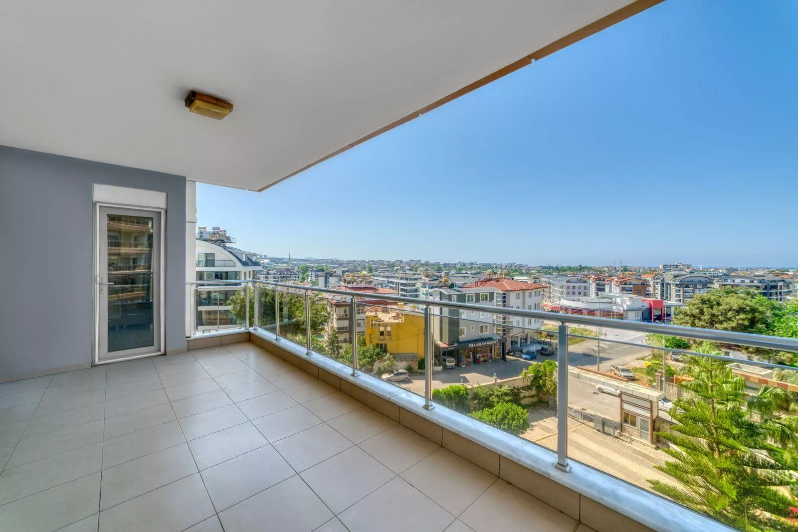 Alanya Oba'da Satılık 3+1 Daire | Havuzlu Site İçi 165 m²