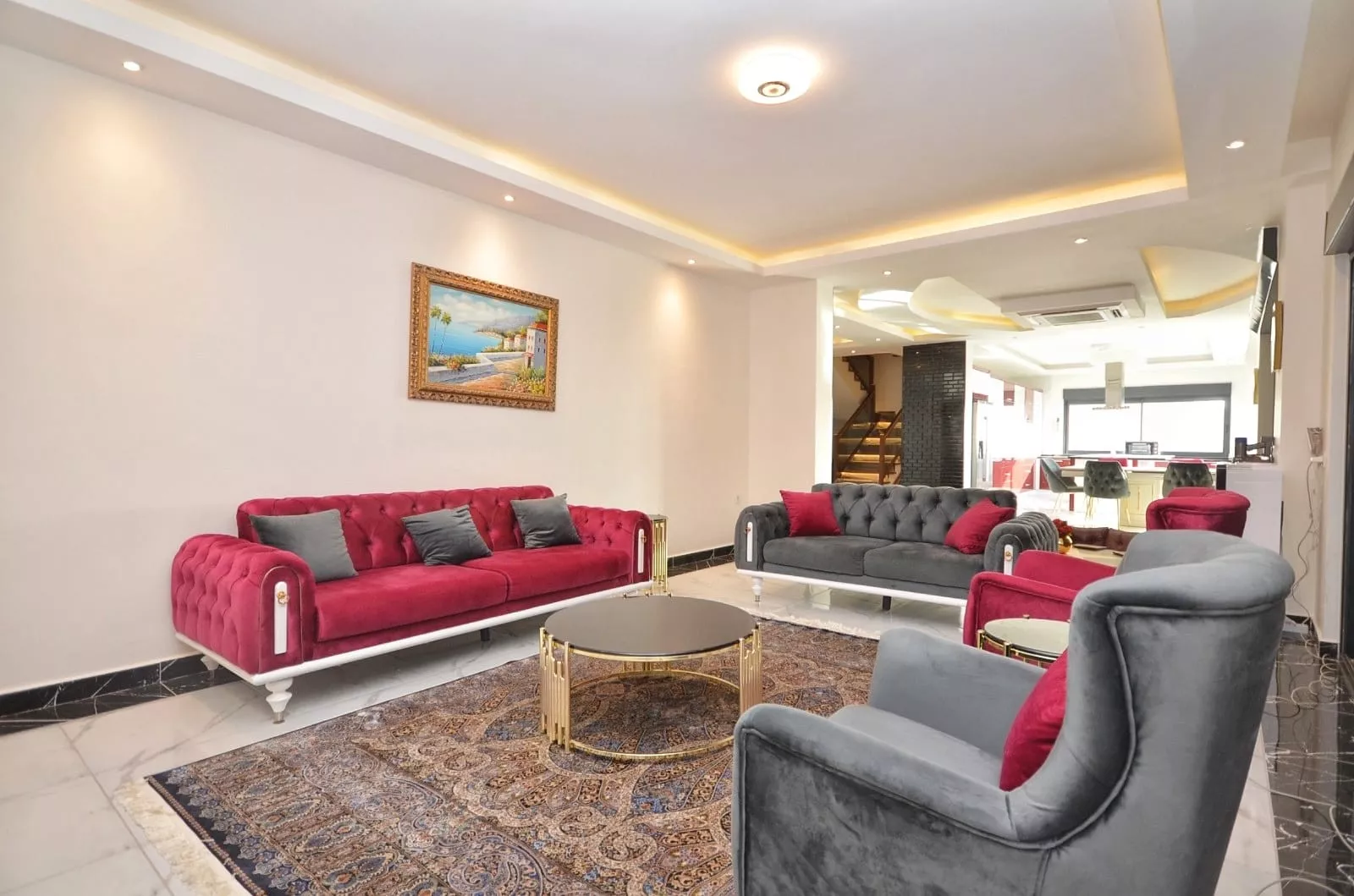 Alanya Kargıcak'ta Deniz Manzaralı Lüks Satılık Villa 6+1