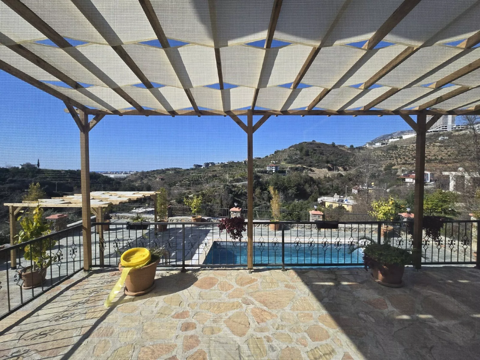 Satılık Eşyalı 3+1 Deniz Manzaralı Alanya Villası