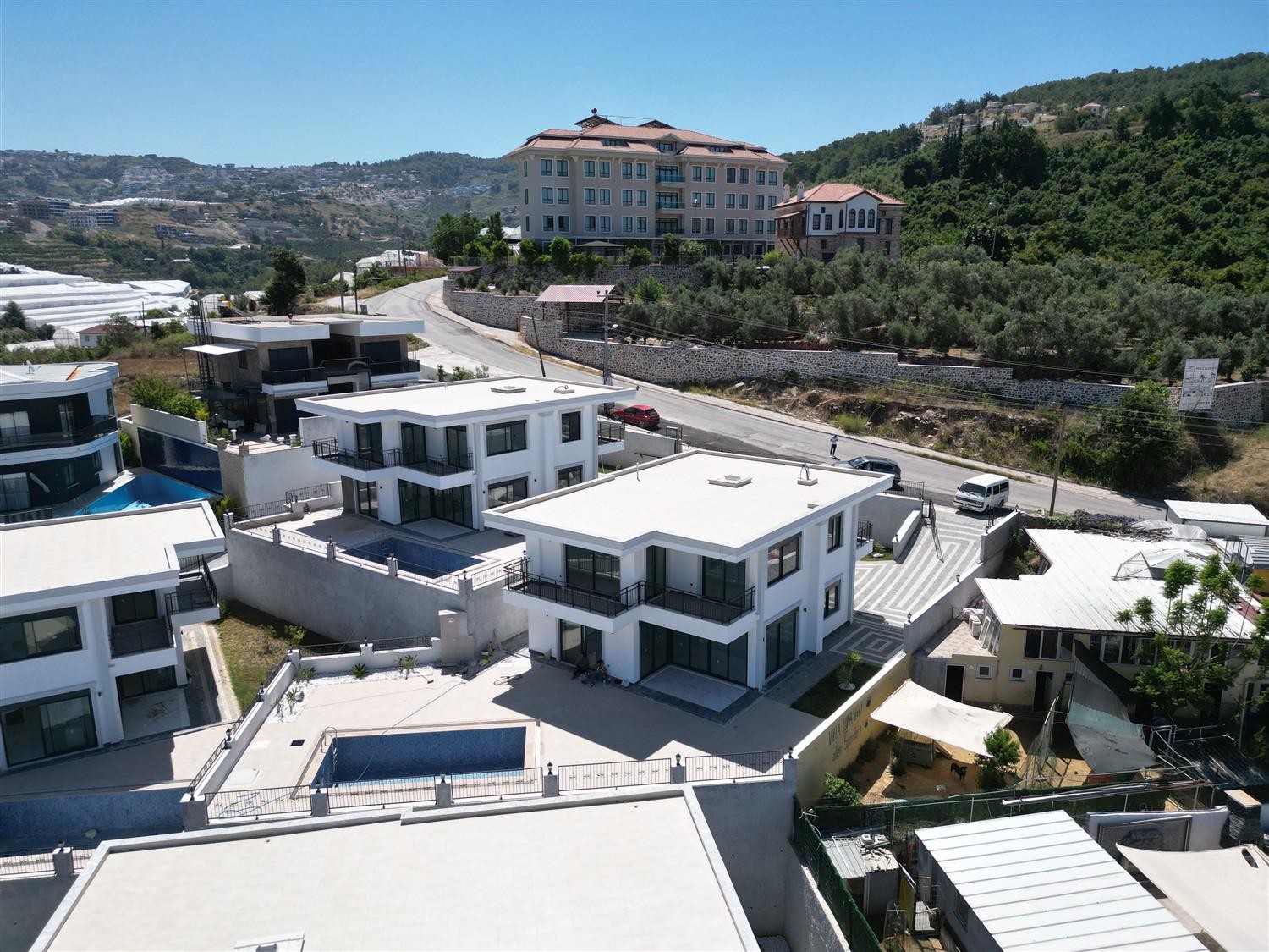 فيلا فاخرة 4+1 للبيع في ألانيا كارجيجاك بمساحة 300م²