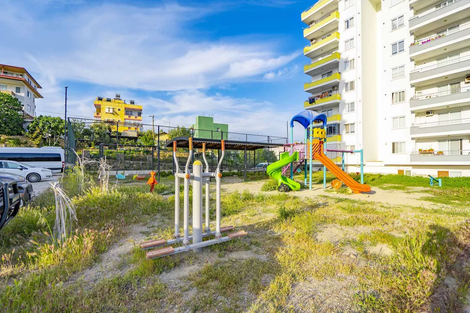 Spacious 4+1 Apartment for Sale in Alanya Payallar