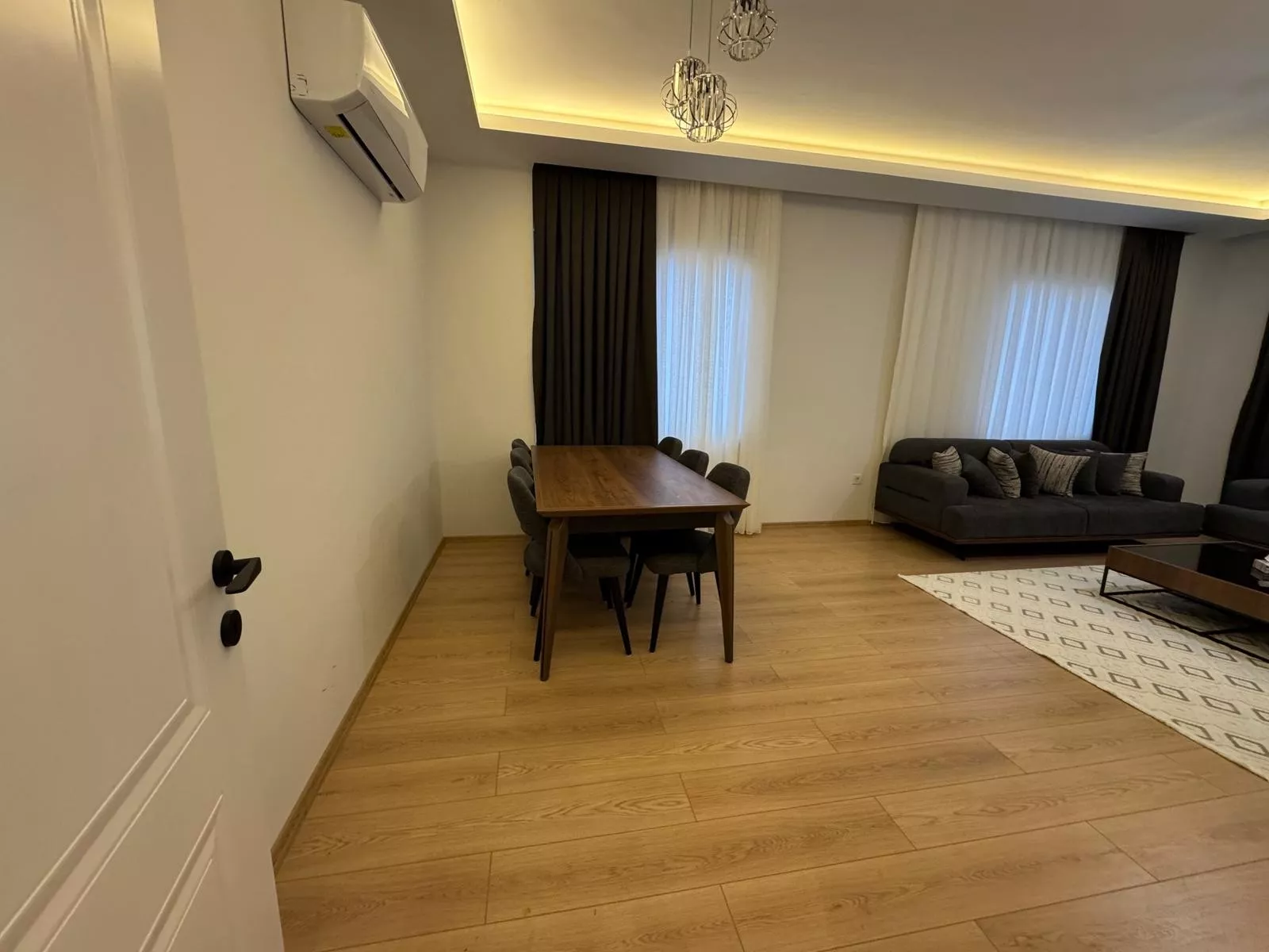 Меблированная квартира 3+1 с отдельной кухней в Оба, Алания