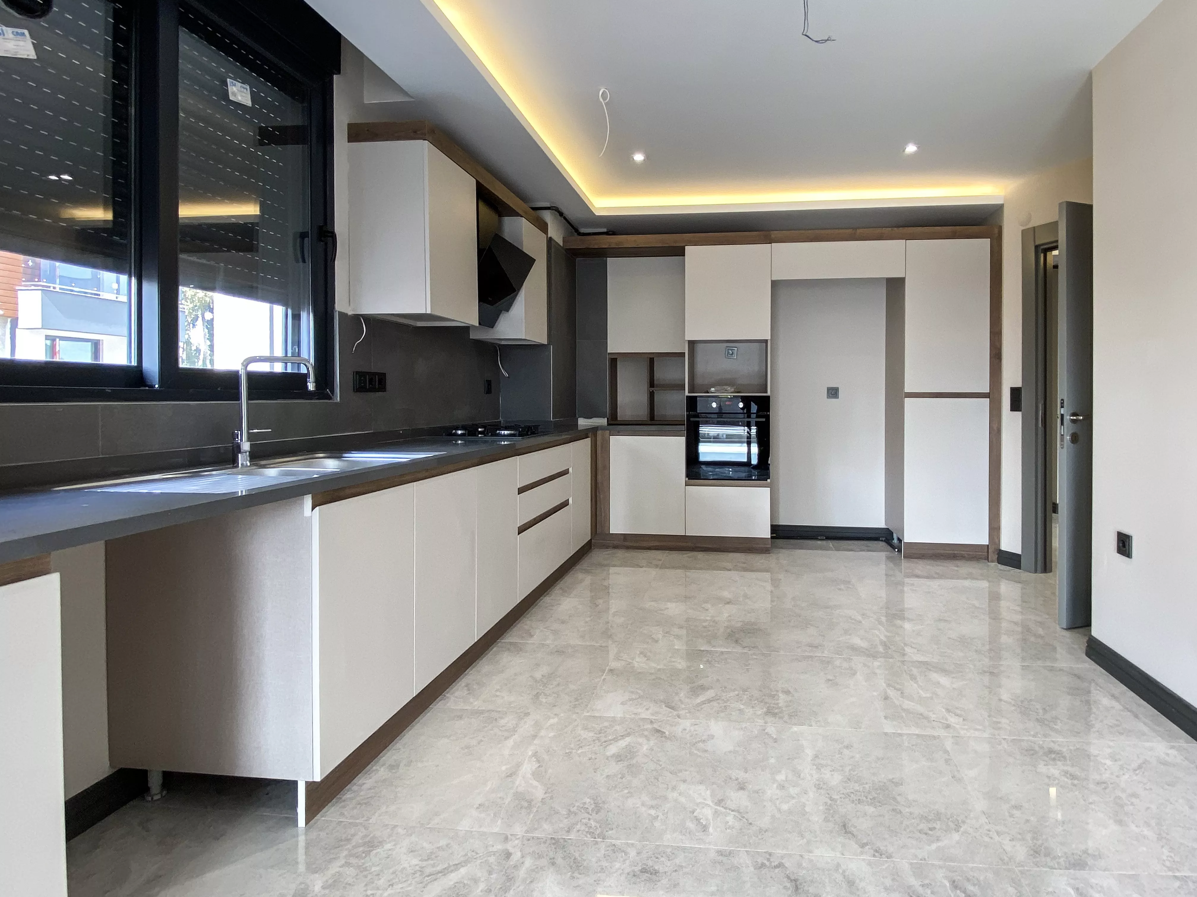 Satılık 3+1 Yeni Geniş Daire Antalya Döşemealtı