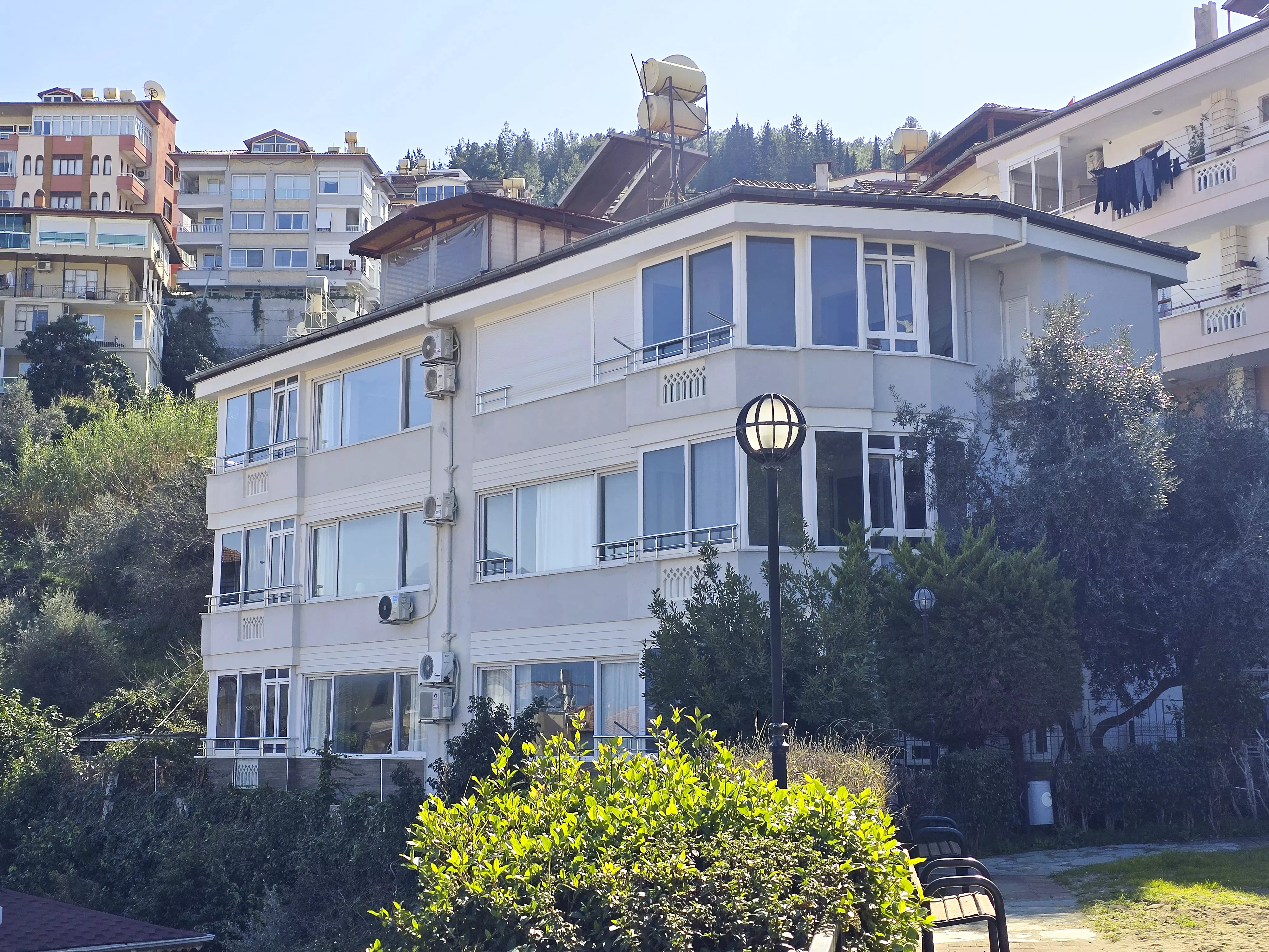 Furnished 1+1 Apartment for Sale in Alanya – Prime Location