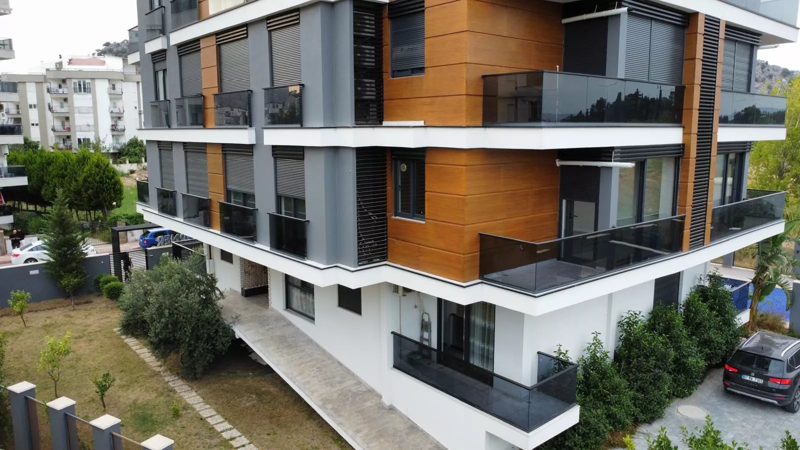 Corner Residence: Apartments for Sale in Konyaaltı Hurma