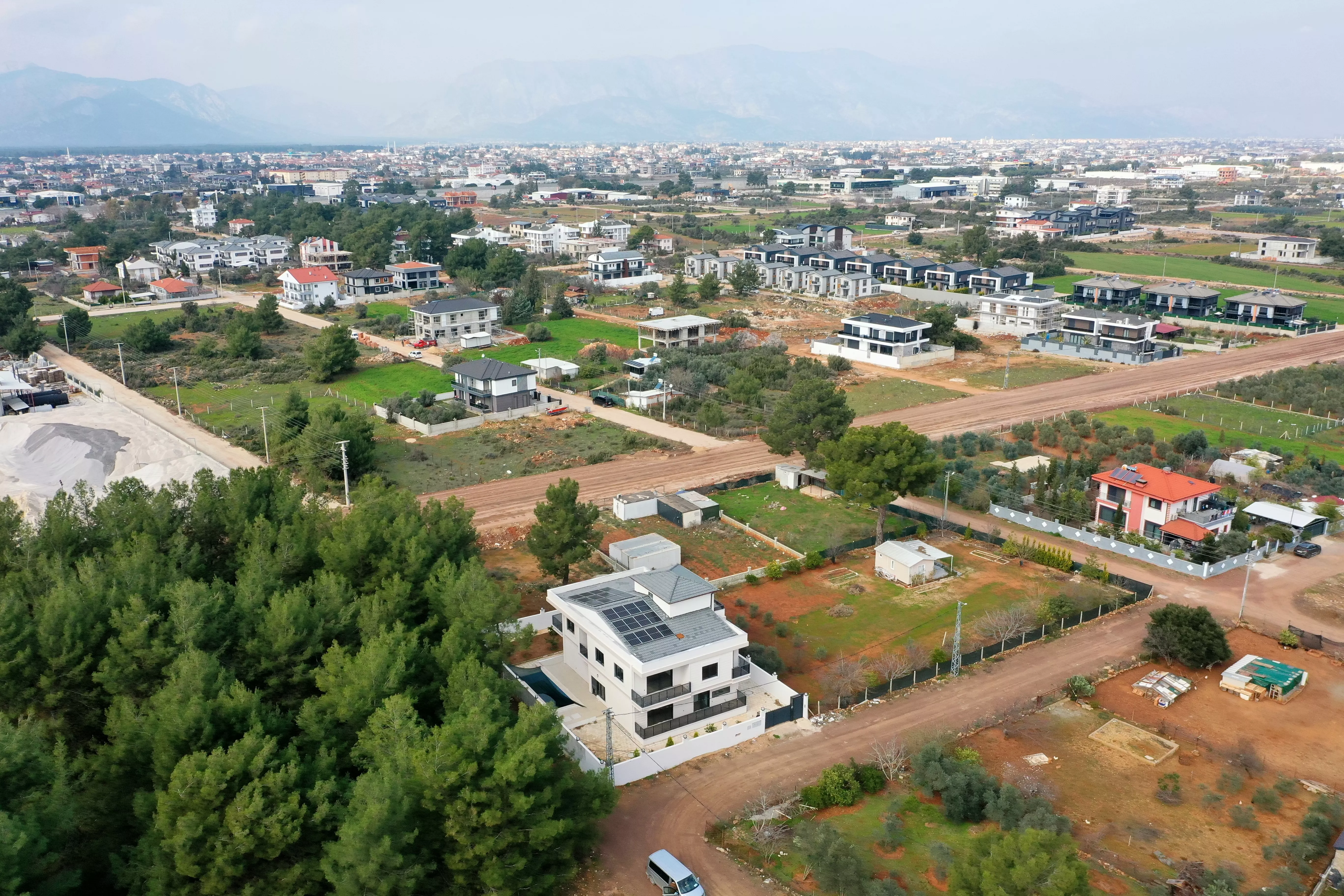 فيلا فاخرة 7+1 للبيع في أنطاليا، دوشمالتي، حي يشيلباير