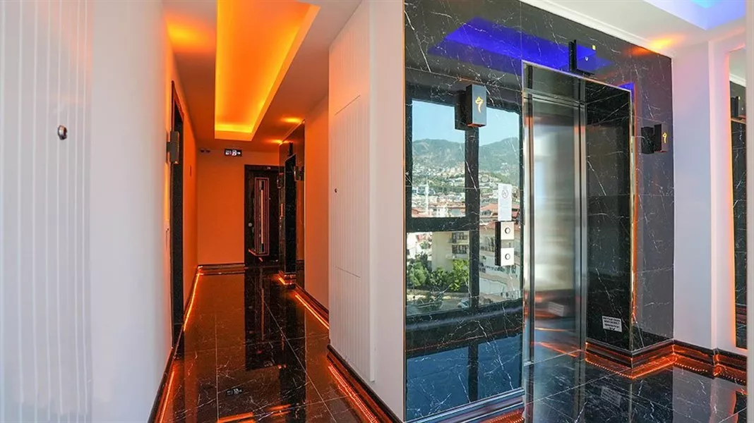 Alanya Merkez'de Satılık 1+1- Site içi Modern Daire