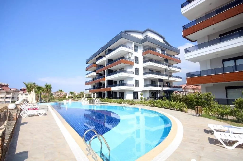 Maisonette-Wohnung zum Verkauf in Alanya Oba: 6+1, 360m²
