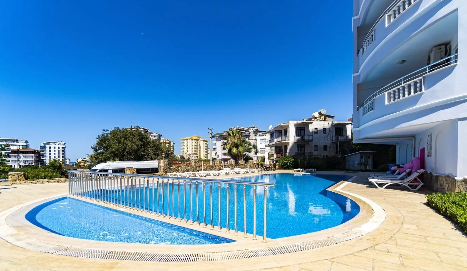 2+1 Wohnung mit Meerblick zum Verkauf in Alanya Tosmur