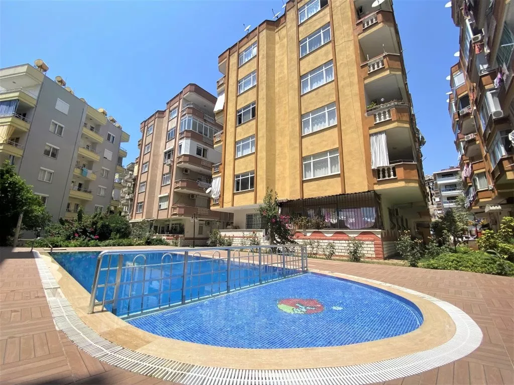 Просторная меблированная квартира 2+1 в Алании, Тосмур