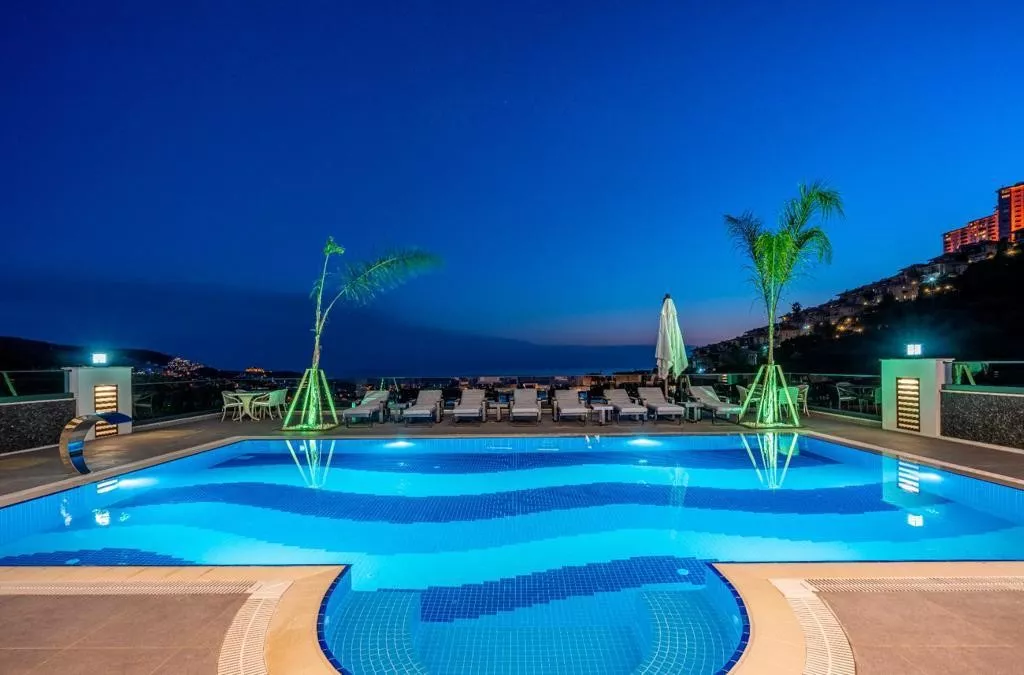 3+2 Luxusvilla mit Meerblick zum Verkauf in Alanya Kargıcak