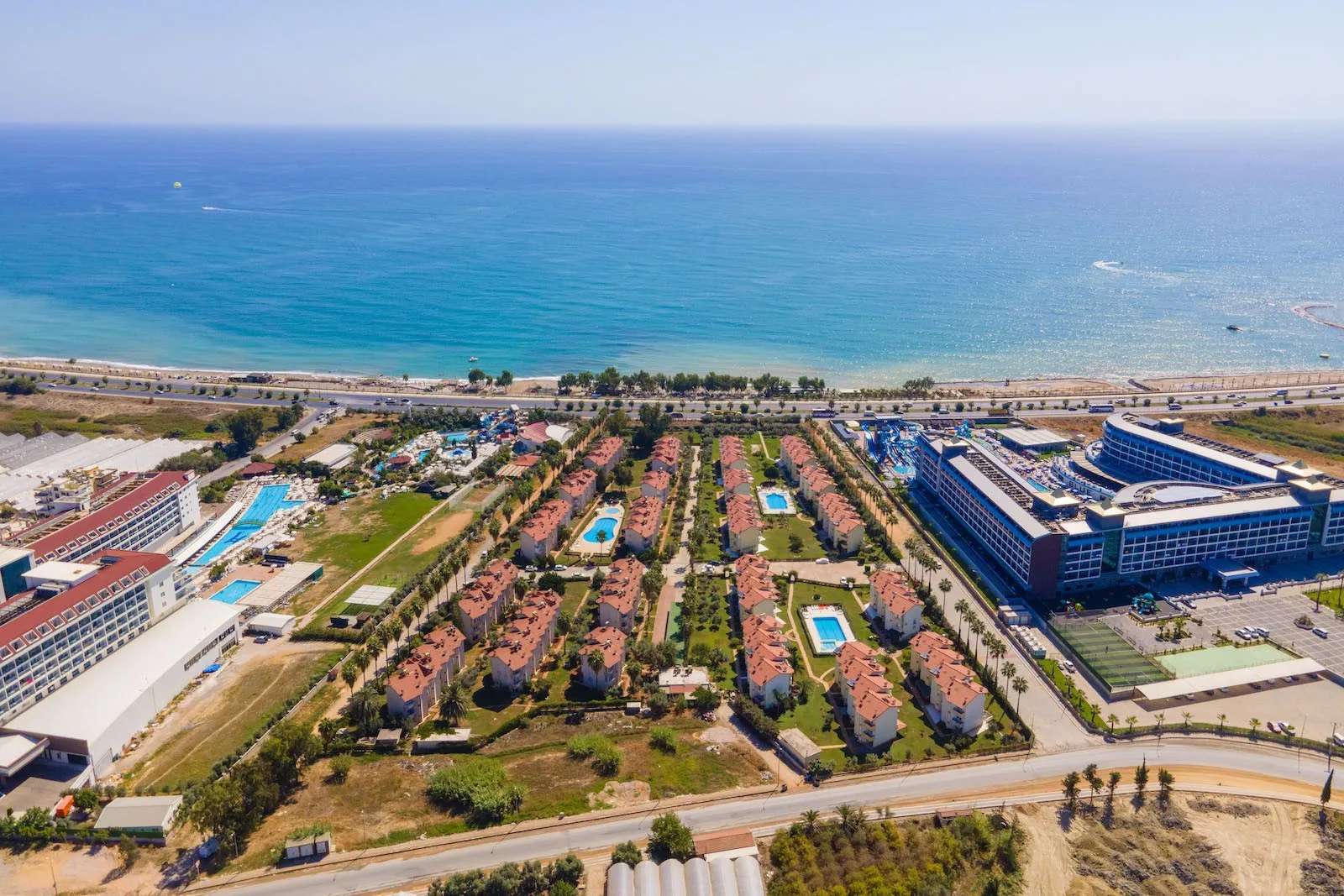 Меблированная трехэтажная вилла 4+1 у моря Паяллар Алания