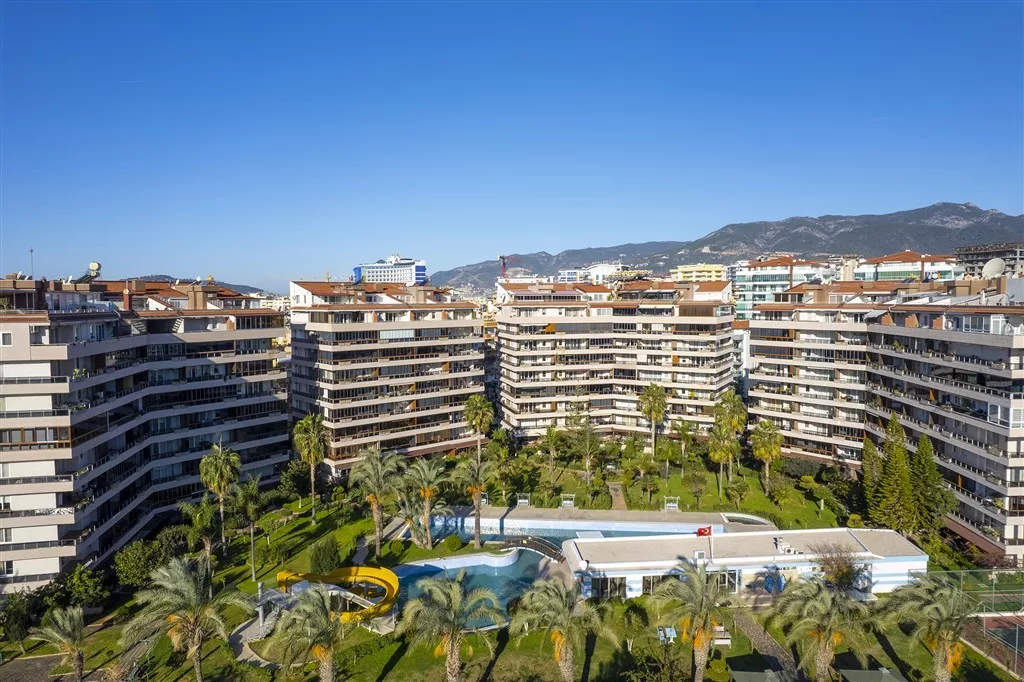 Новая меблированная квартира 2+1, вид на море Тосмур Алания