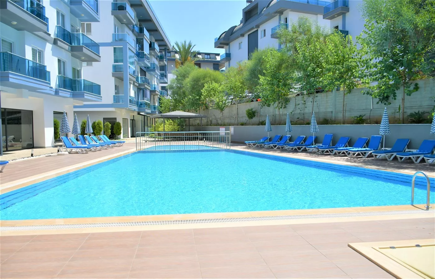 Aktiviteli Eşyalı Manzaralı Satılık 1+1 Daire Oba Alanya