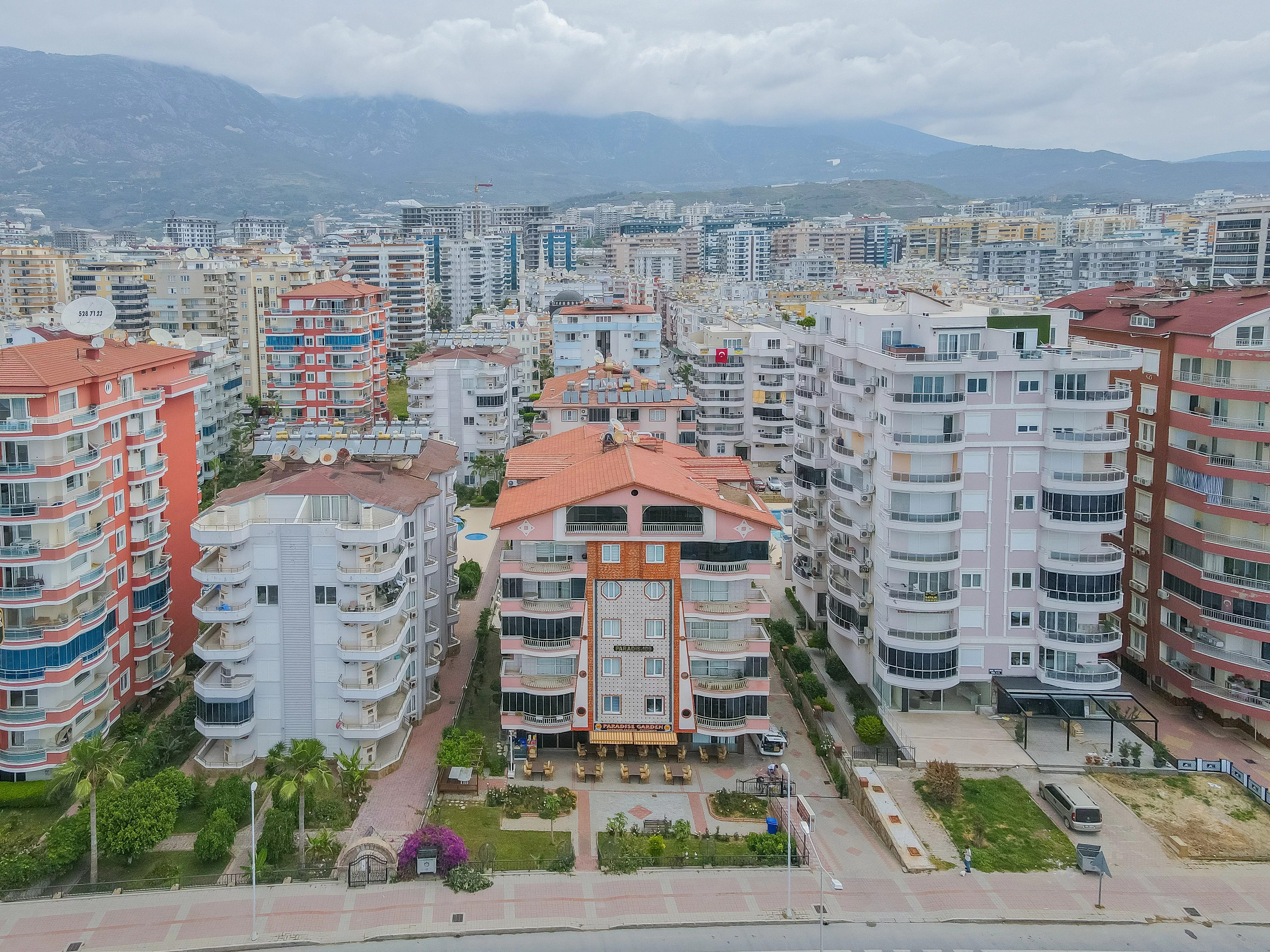 Дуплекс 4+2 с видом на море на продажу в Махмутларе, Алания