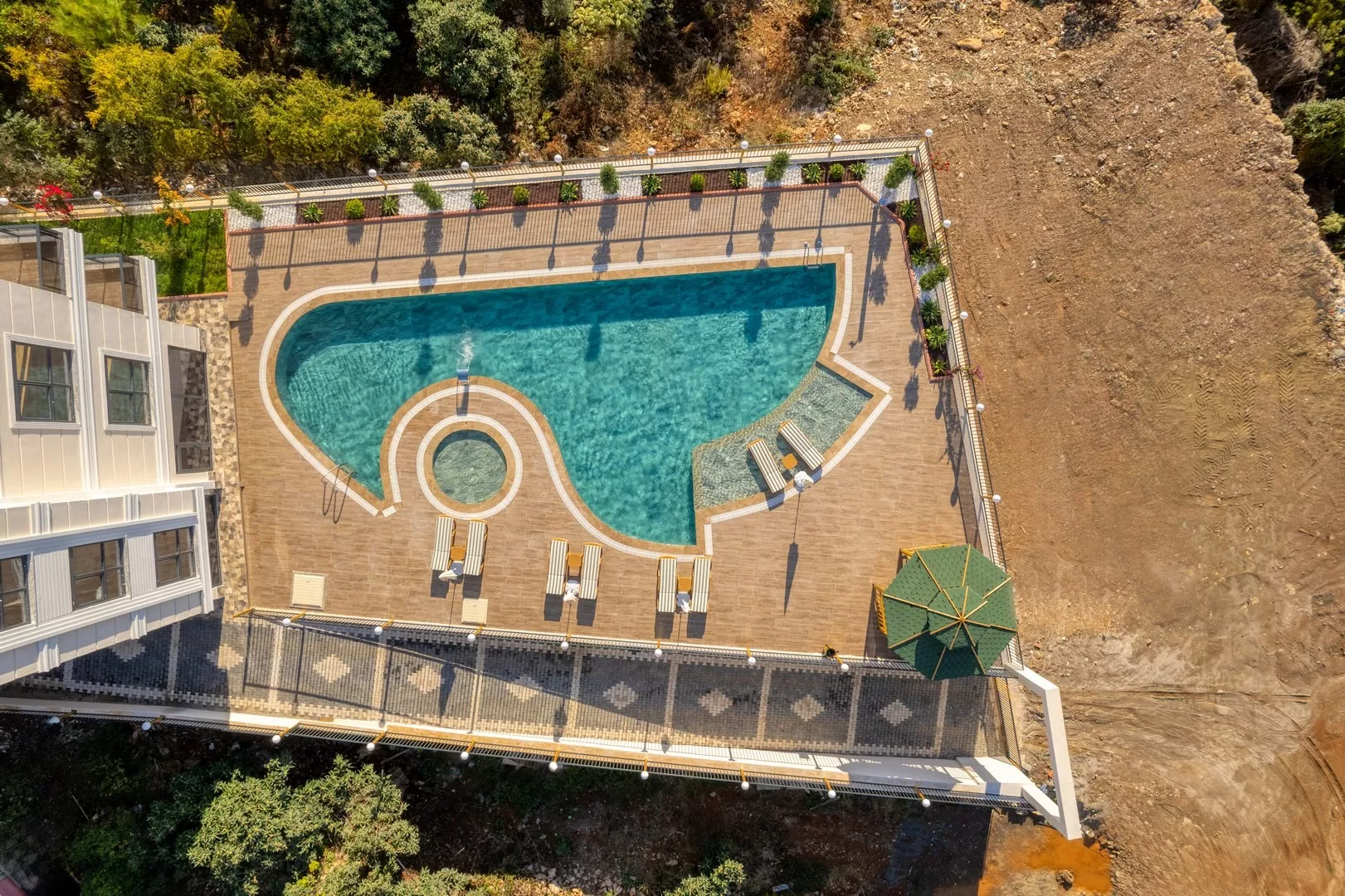 Kestel Alanya’da Denize Yakın Mesafede Satılık 1+1 Daire