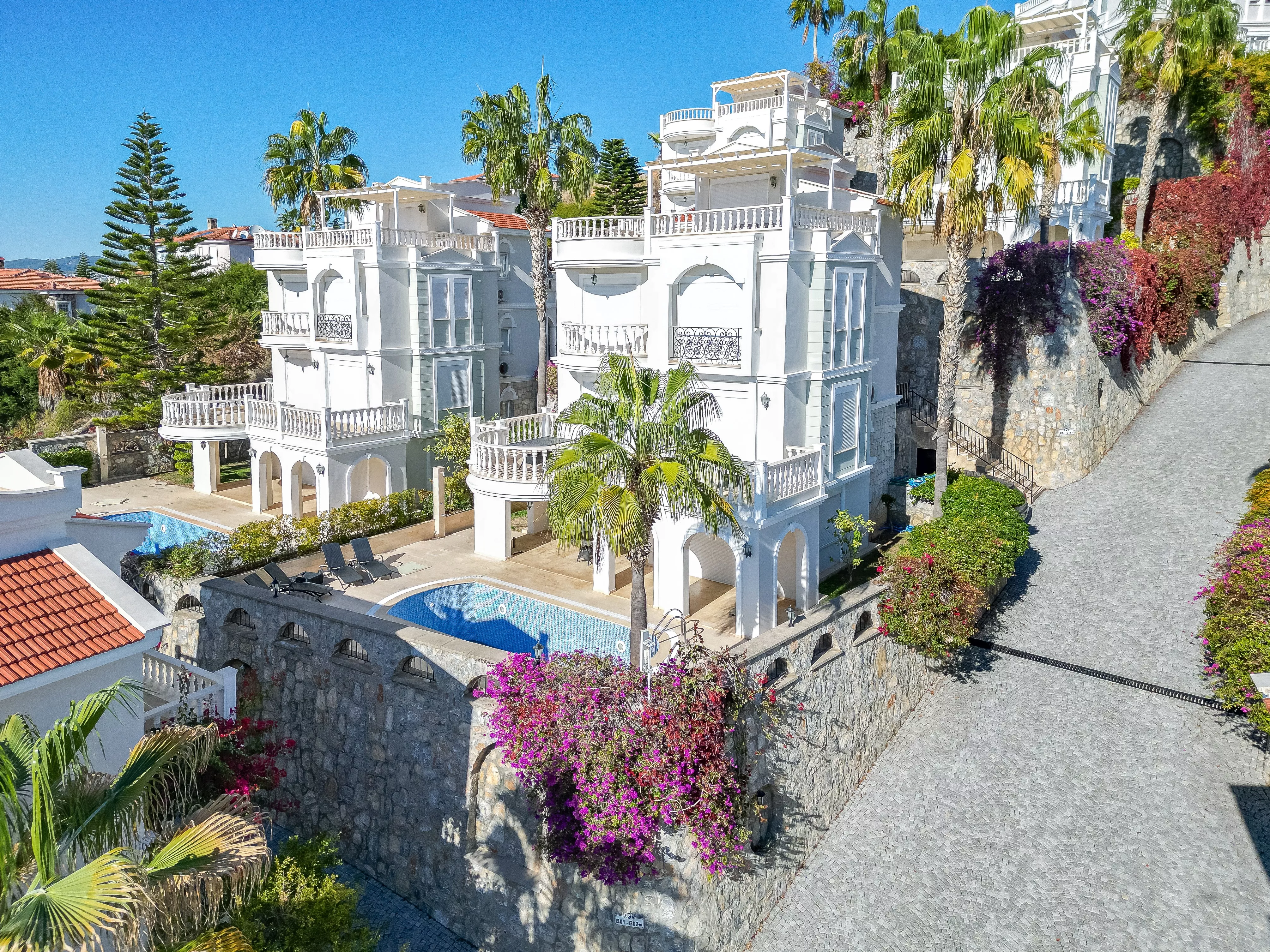 For Sale Furnished 4+1 Villa in Alanya Konakli with Sea View