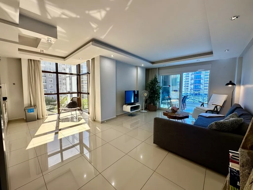 Full Aktiviteli Eşyalı 1+1 Satılık Daire - Cikcilli Alanya