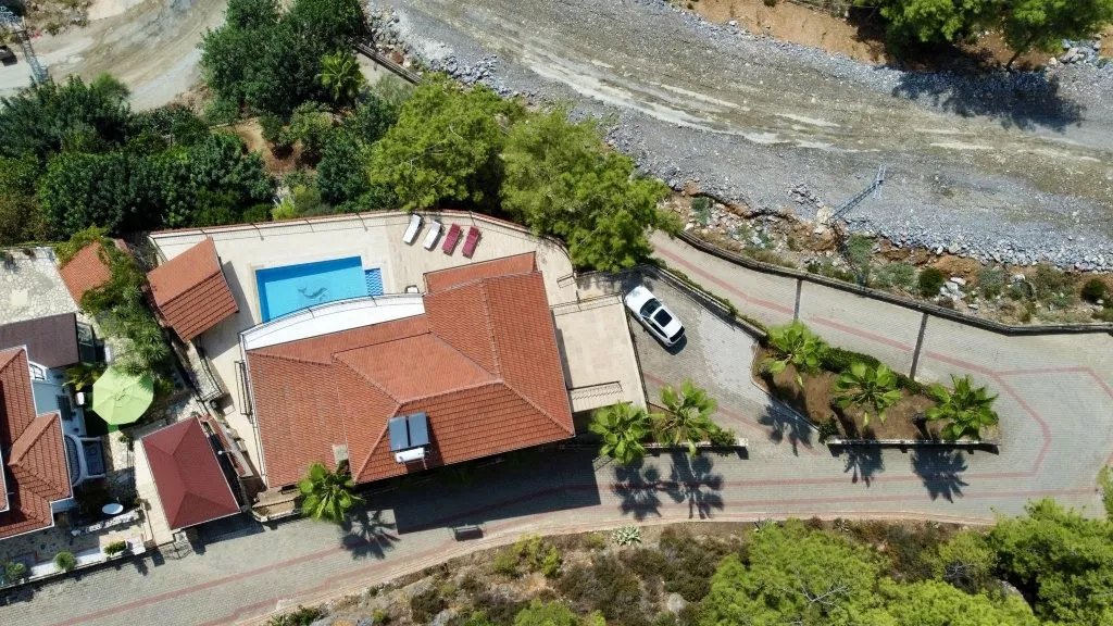 Satılık Eşyalı Müstakil 4+2 Tripleks Villa Çıplaklı Alanya