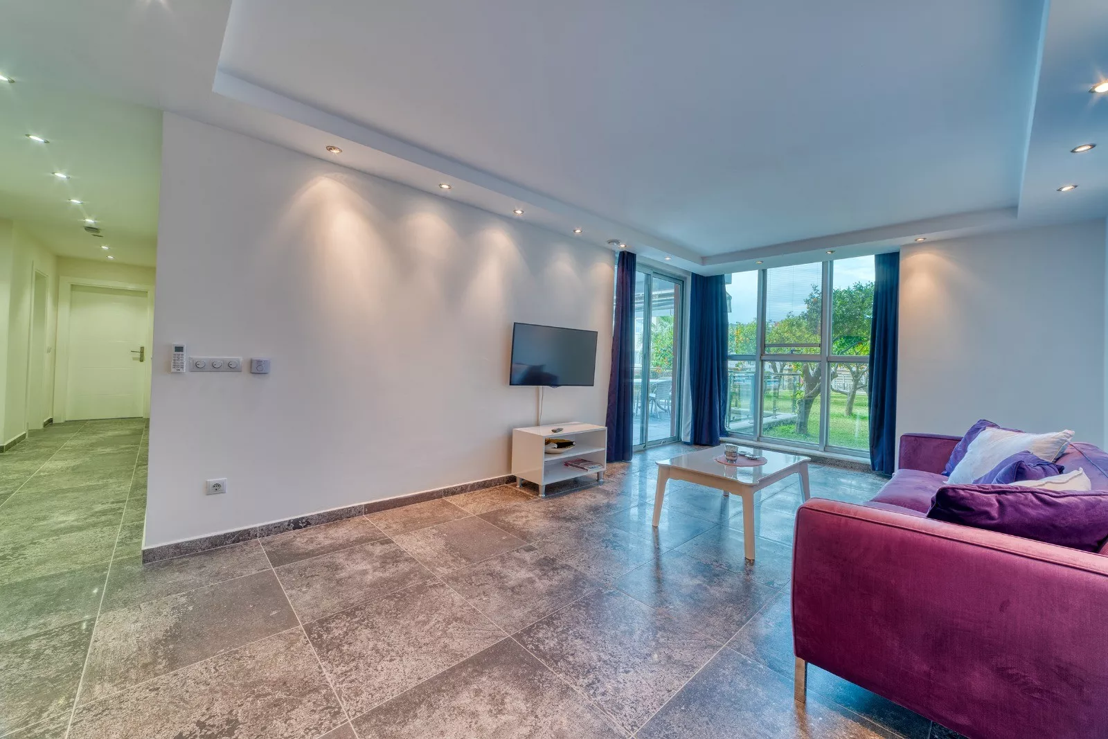 شقة واسعة 3+1 مفروشة للبيع في جيكجيلي، ألانيا،