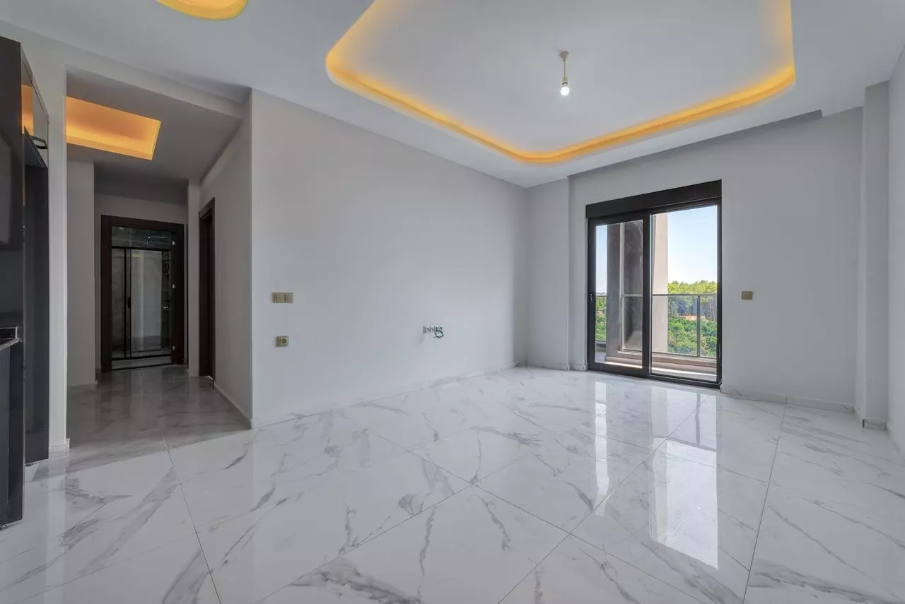 Новая и видовая квартира 2+1 на продажу в Алании, Оба