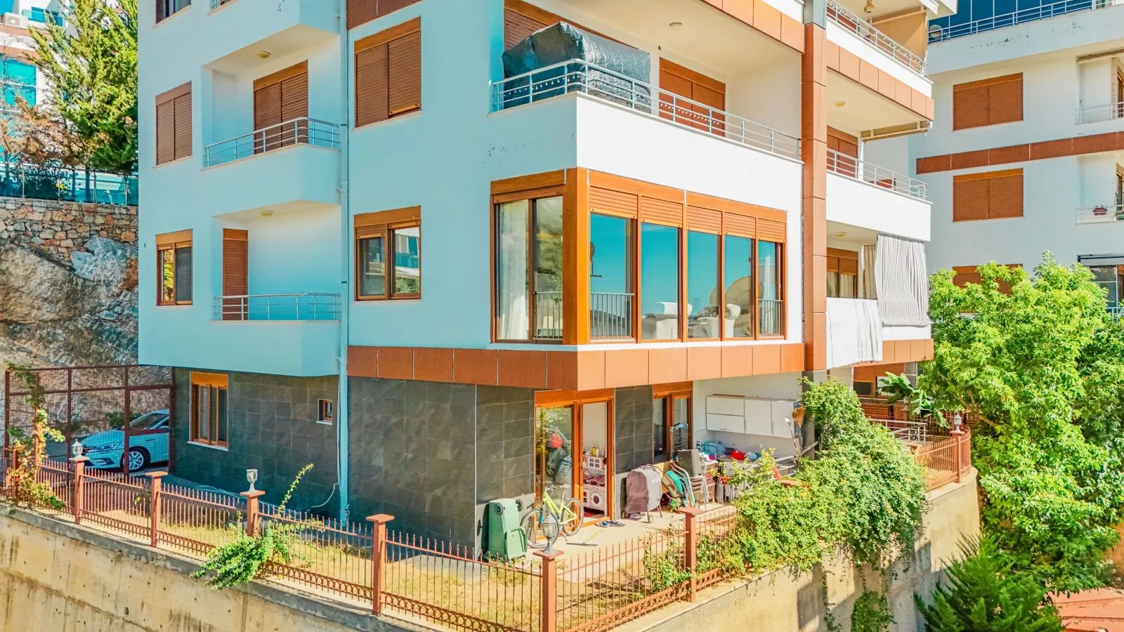 Satılık Deniz Manzaralı 4+1 Bahçe Dubleks Daire - Alanya