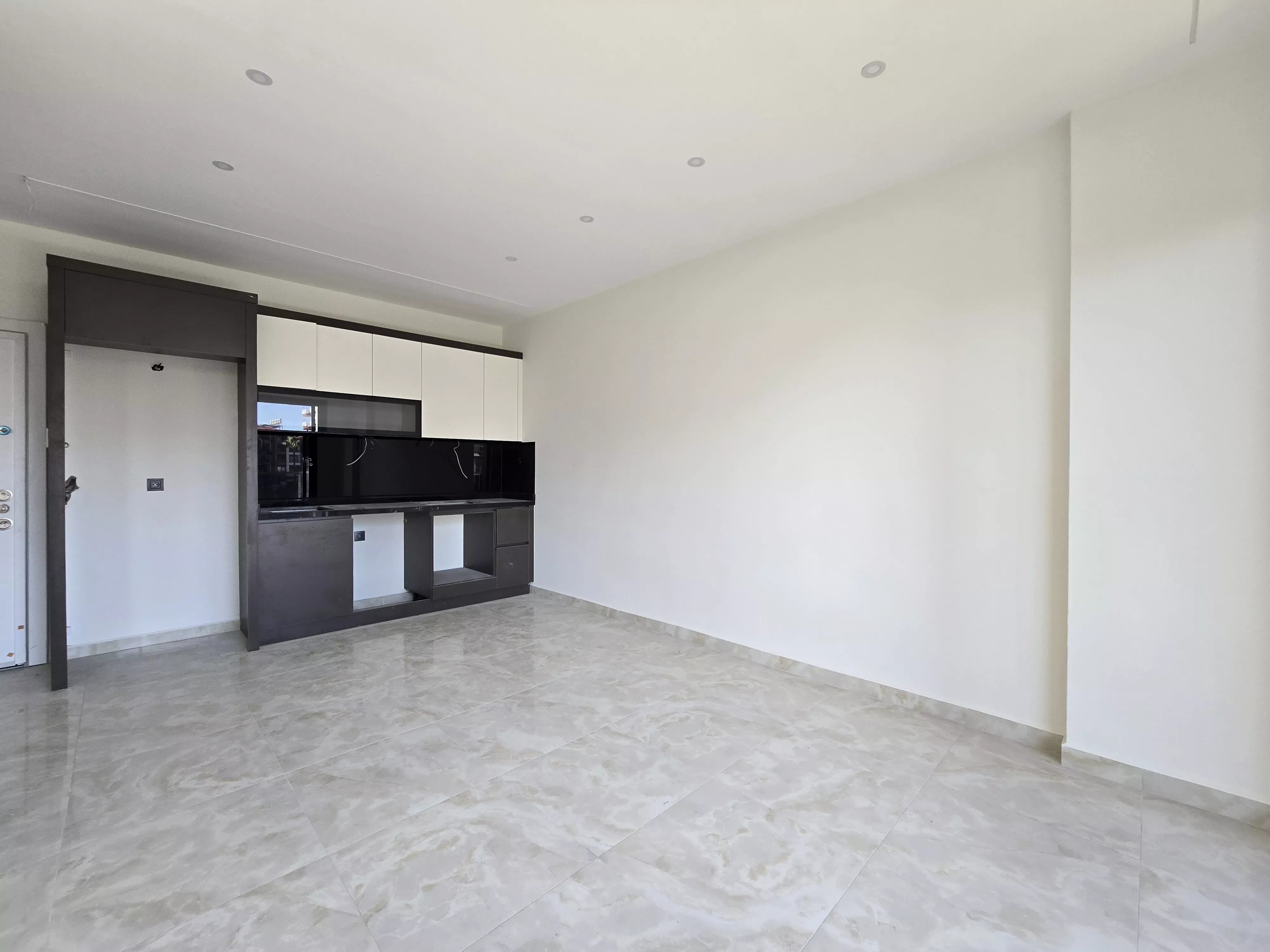 Satılık Aktiviteli Sitede Sıfır 1+1 Daire - Kleopatra Alanya