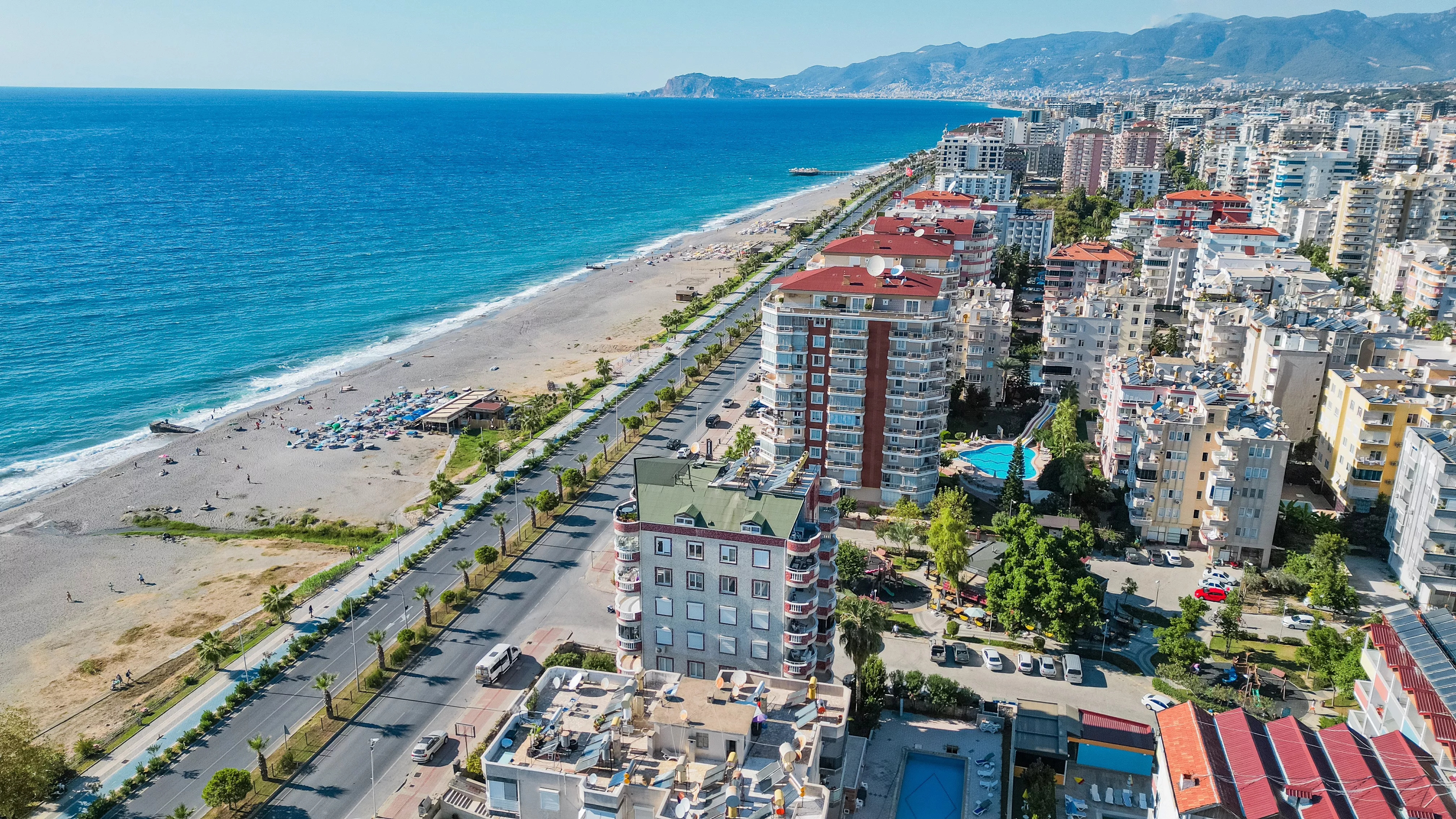 Deniz Manzaralı Satılık Eşyalı 2+1 Daire – Mahmutlar Alanya
