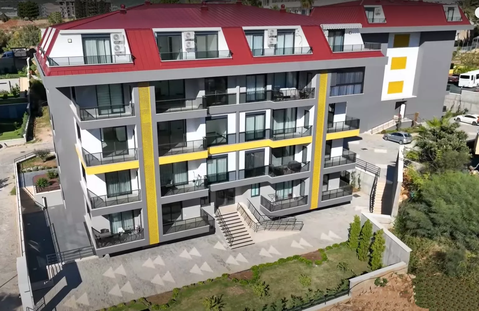 Kestel Alanya'da Plaja 600m Mesafede Satılık 1+1 Daire