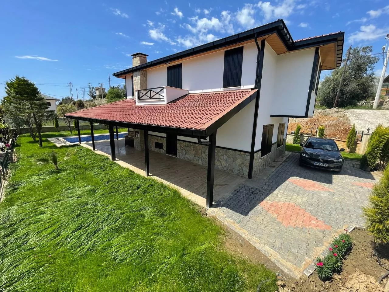 Gazipaşa’da 3+1 Müstakil Villa - Havuzlu ve Bahçeli Yaşam