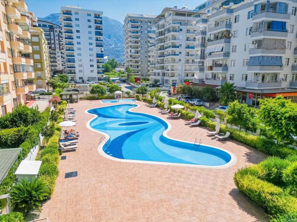 Full Aktiviteli Satılık Eşyalı 1+1 Daire - Alanya Mahmutlar
