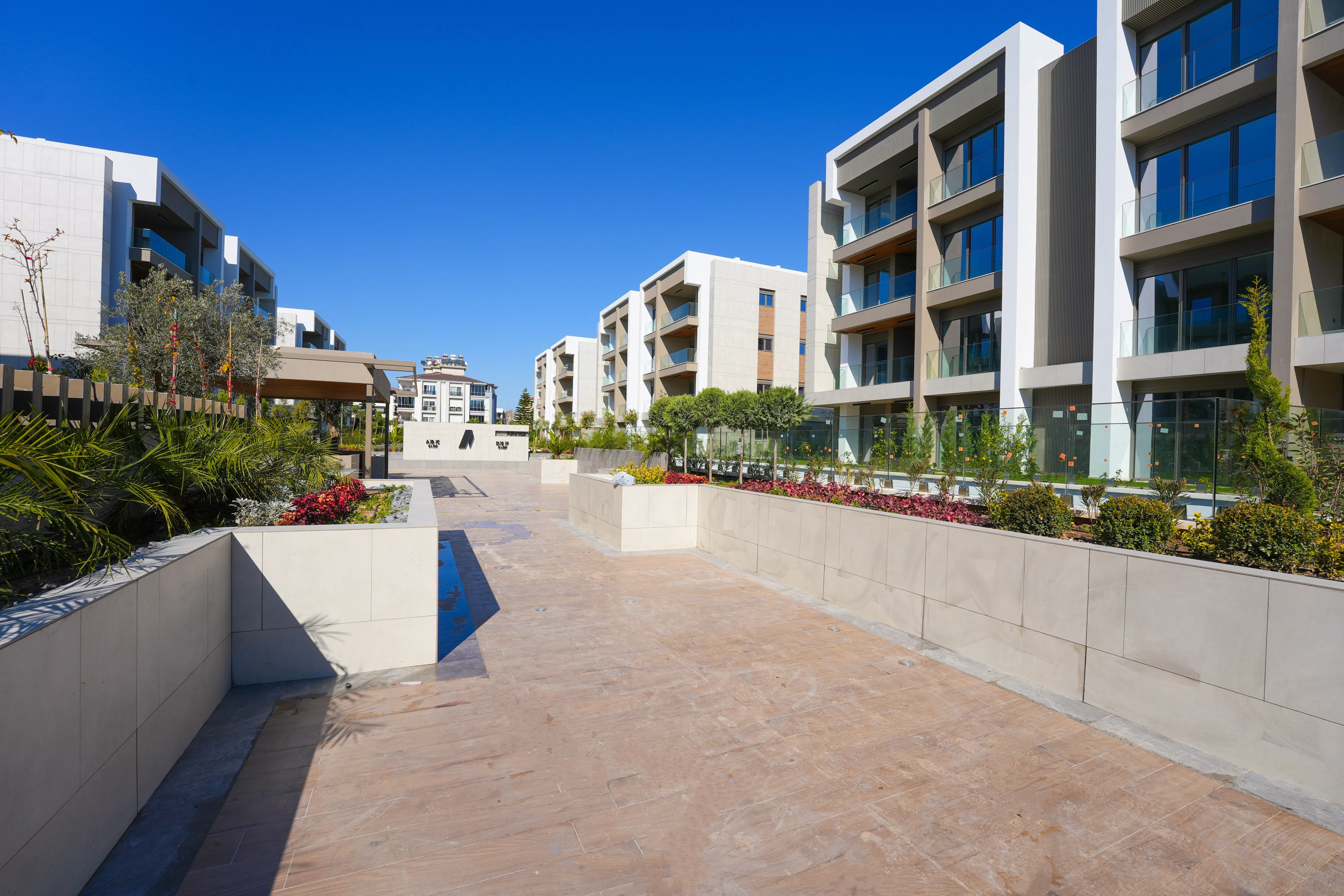 شقق للبيع في أنطاليا، كونيالتي 3+1 مناسبة للجنسية التركية