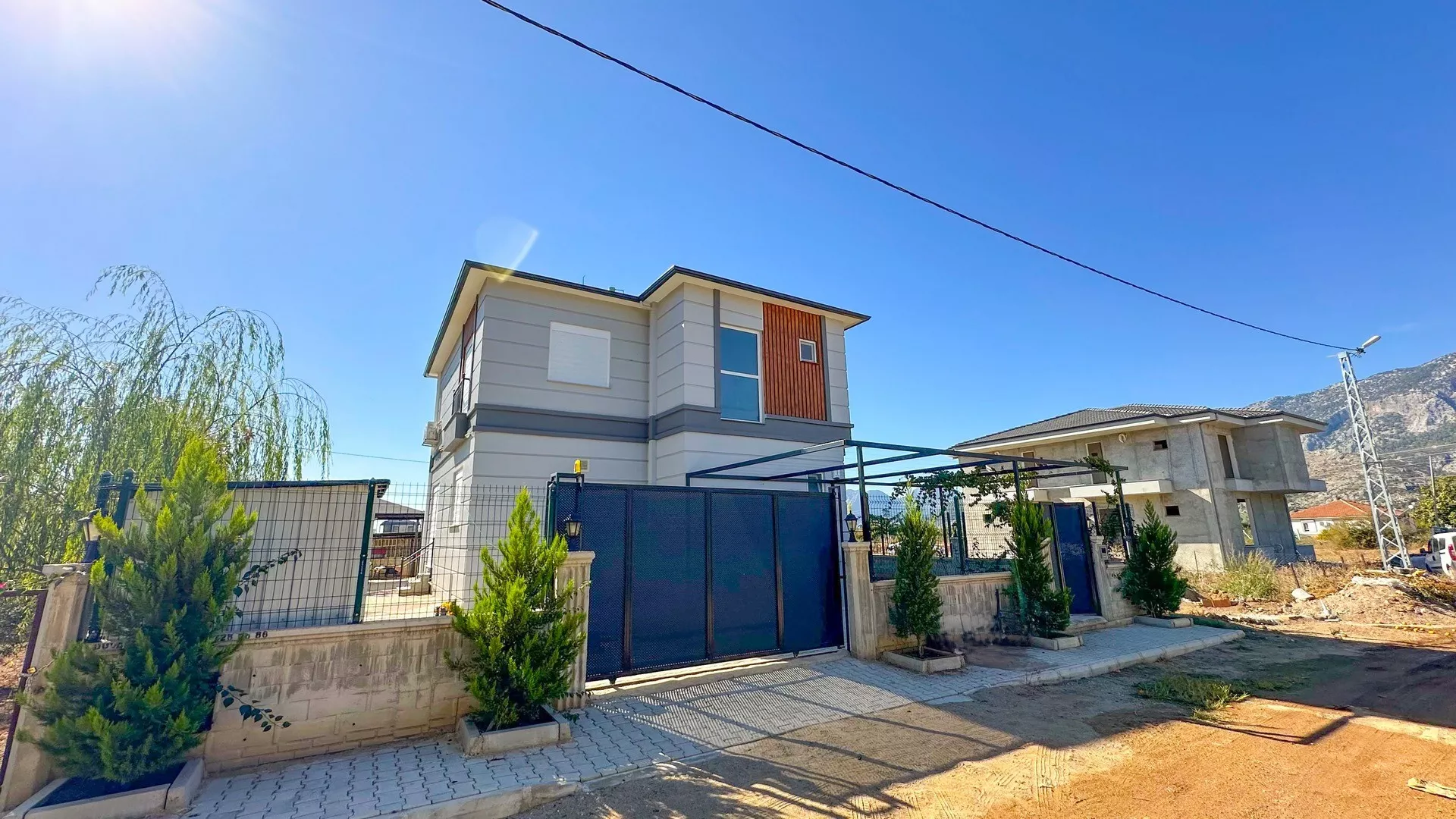 Antalya Döşemealtı’nda Satılık Eşyalı 4+1 Müstakil Villa