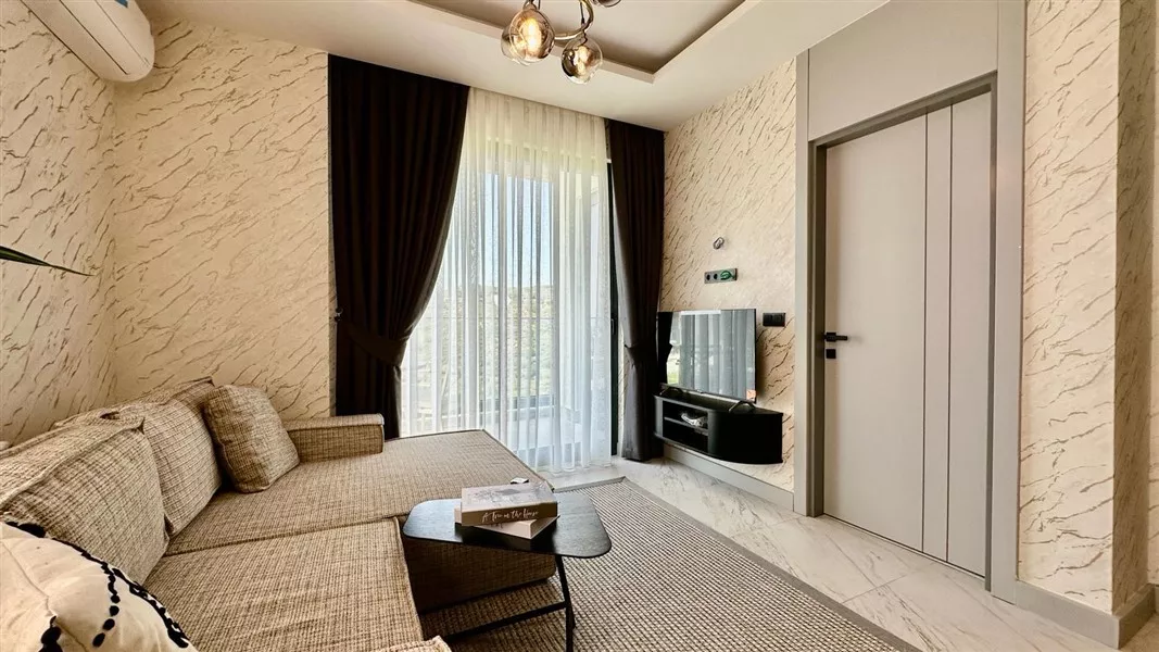 Satılık Havuzlu ve Eşyalı 1+1 Daire - Kargıcak Alanya